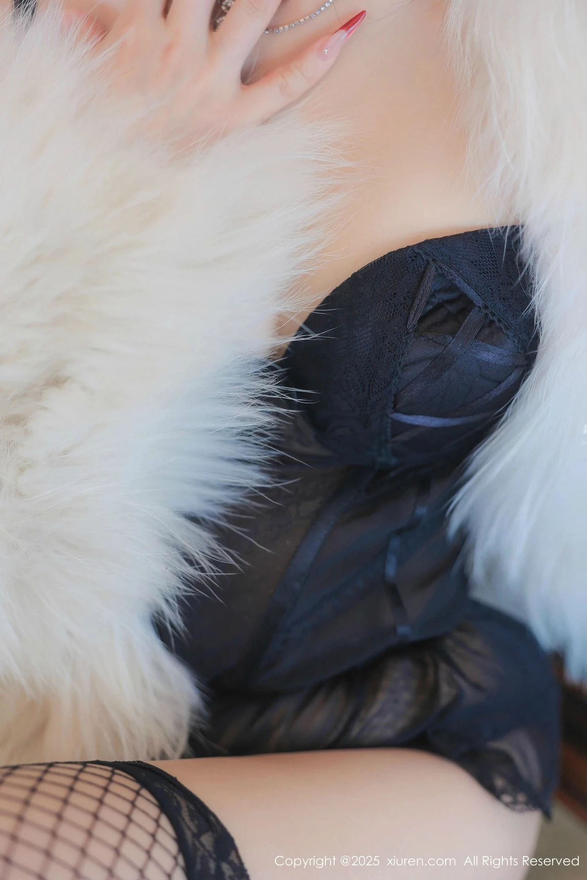 秀人集.com_[XiuRen秀人网]No.9781_模特Candy糖糖性感黑色情趣内衣配黑丝网袜秀完美身材诱惑写真80P