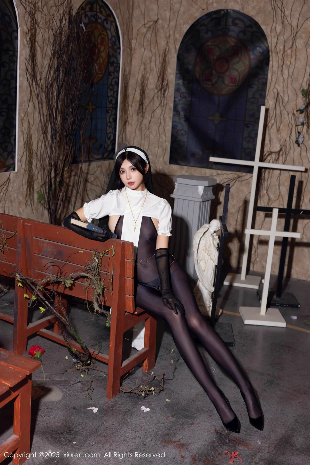 秀人集.com_[XiuRen秀人网]No.9774_女神绮里嘉ula性感修女服饰配超薄连体黑丝秀完美身材诱惑写真79P