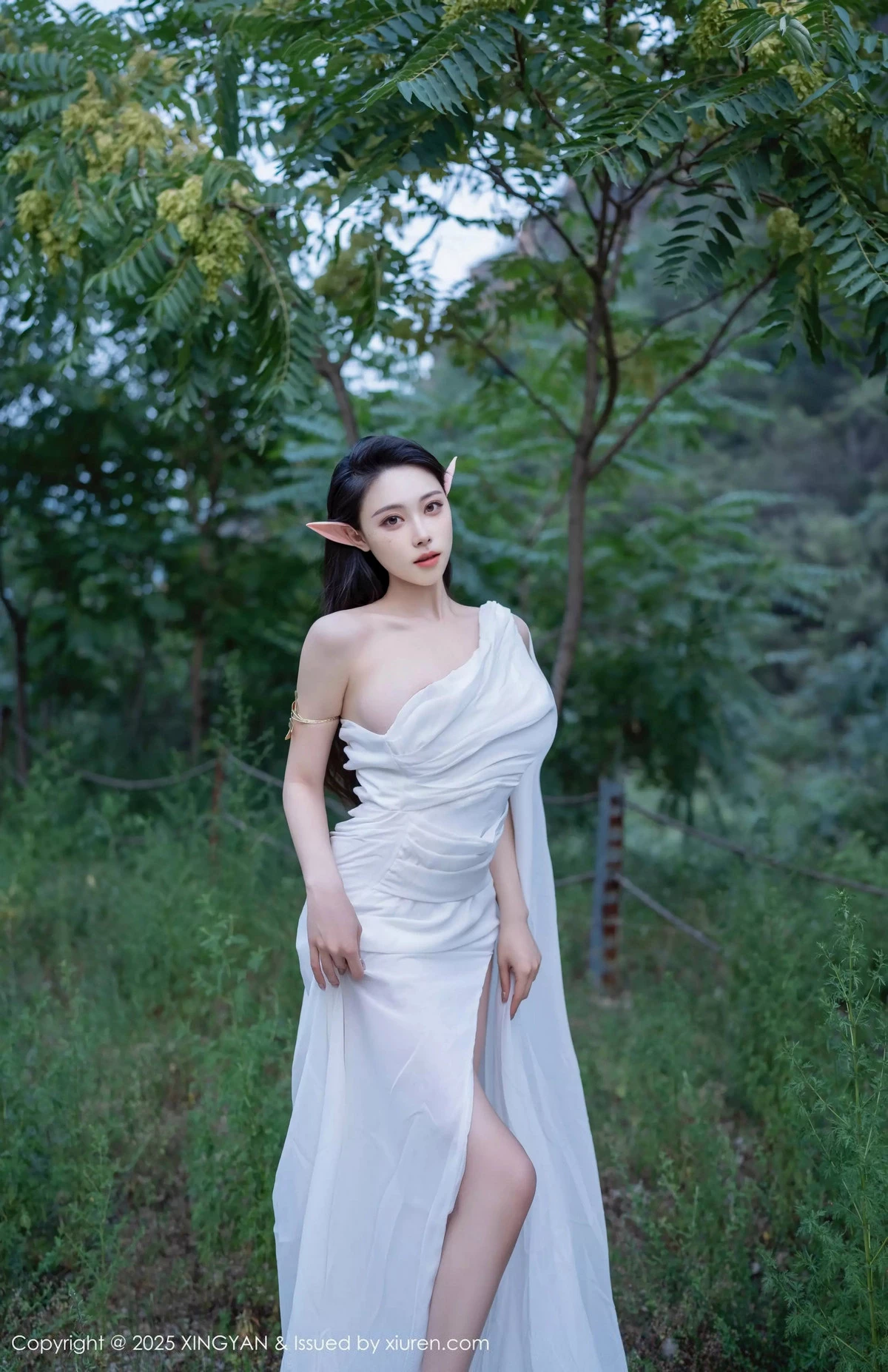 秀人集.com_[XINGYAN星颜社]VOL.314_模特清妙精灵装扮性感白色连衣长裙秀翘臀美腿惹火诱惑写真60P