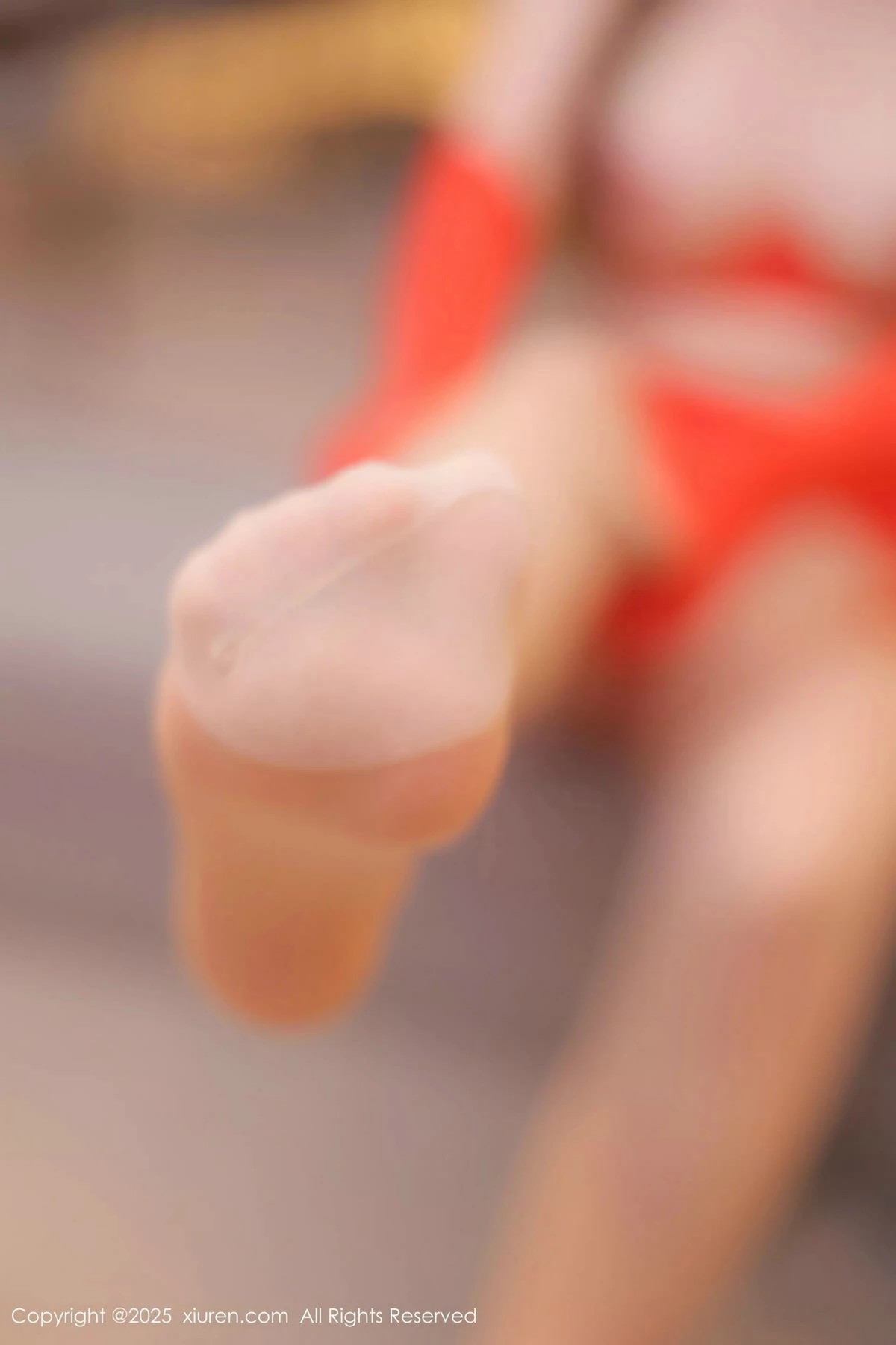 秀人集.com_[XiuRen秀人网]No.9943_模特爱酱里性感红色情趣服饰配肉丝吊袜秀完美身材惹火诱惑写真90P