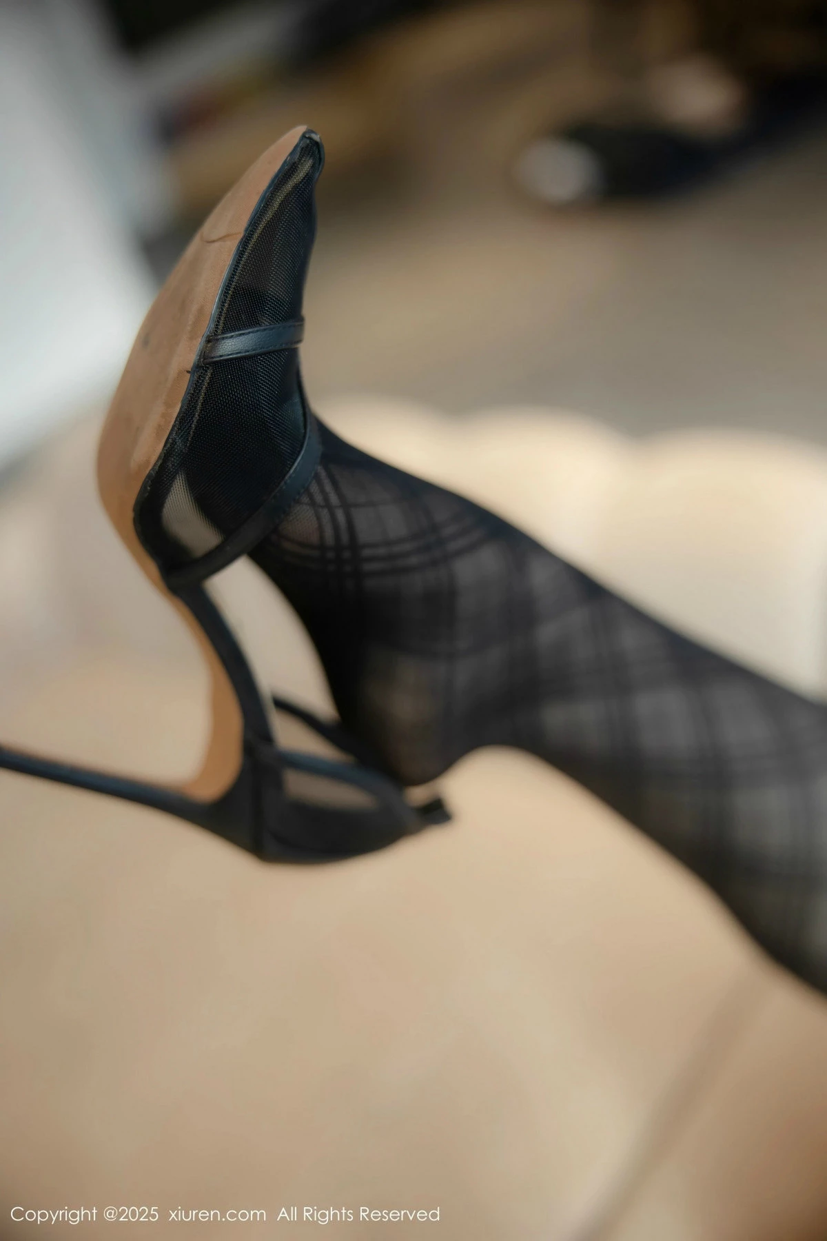 秀人集.com_[XiuRen秀人网]No.9977_模特林昔予yorki黑色蕾丝情趣服饰配黑丝袜秀凹凸身材诱惑写真104P