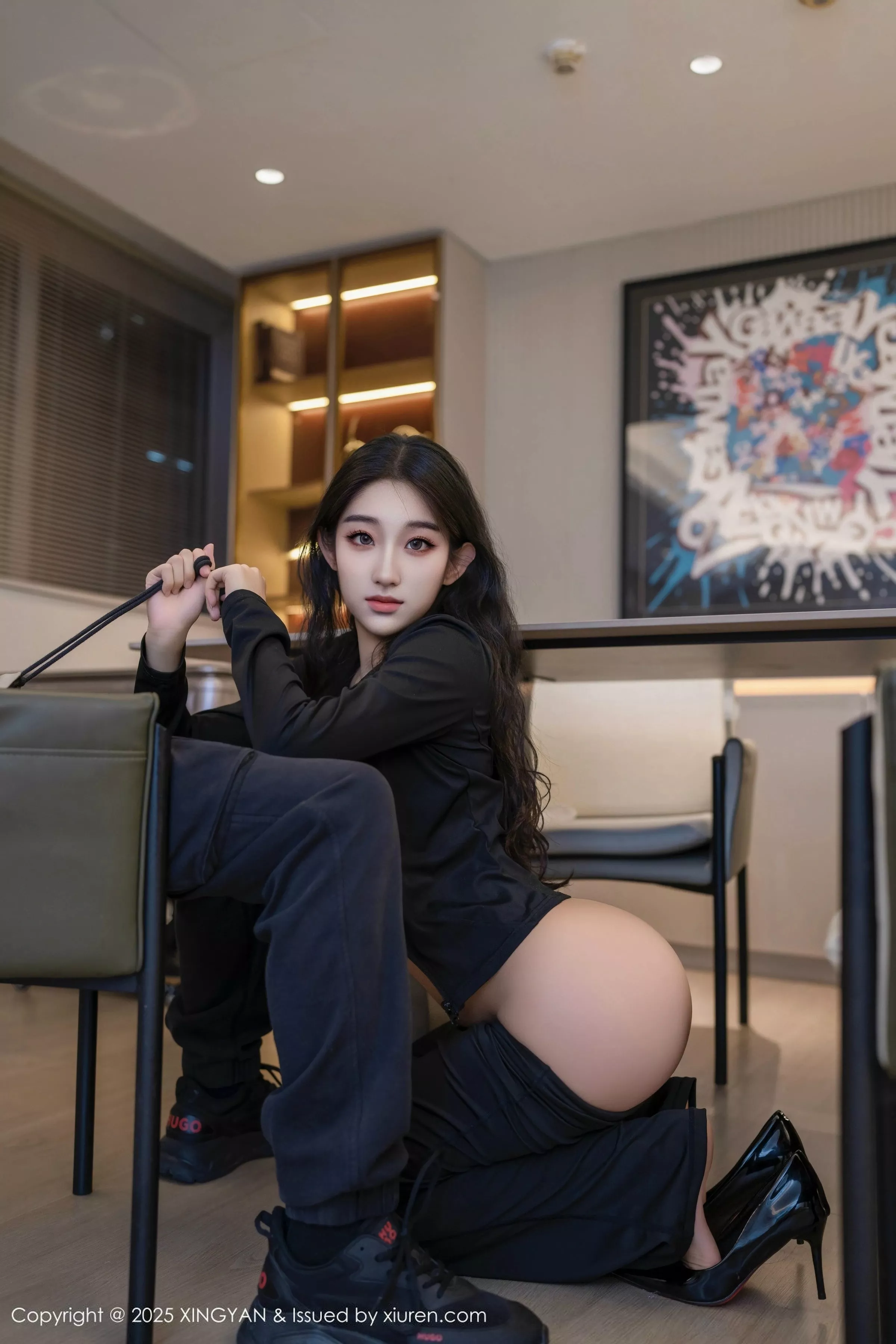 秀人集.com_[XINGYAN星颜社]VOL.321_模特星冉性感黑色外套露白色内衣秀曼妙身姿撩人诱惑写真76P