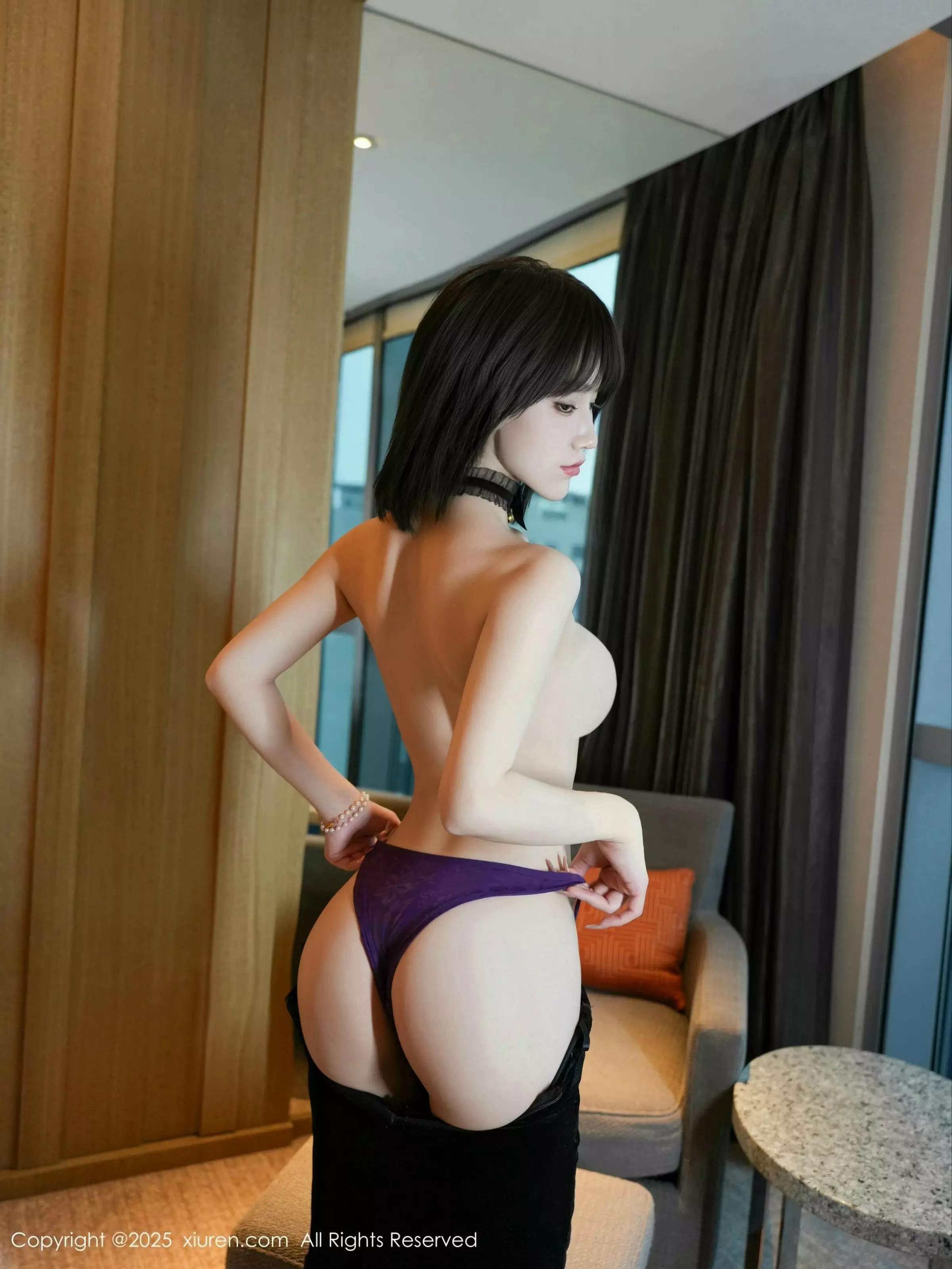 秀人集.com_[XiuRen秀人网]No.10000_新人模特阿汁性感黑色礼服配超薄黑丝秀曼妙身姿完美诱惑写真75P