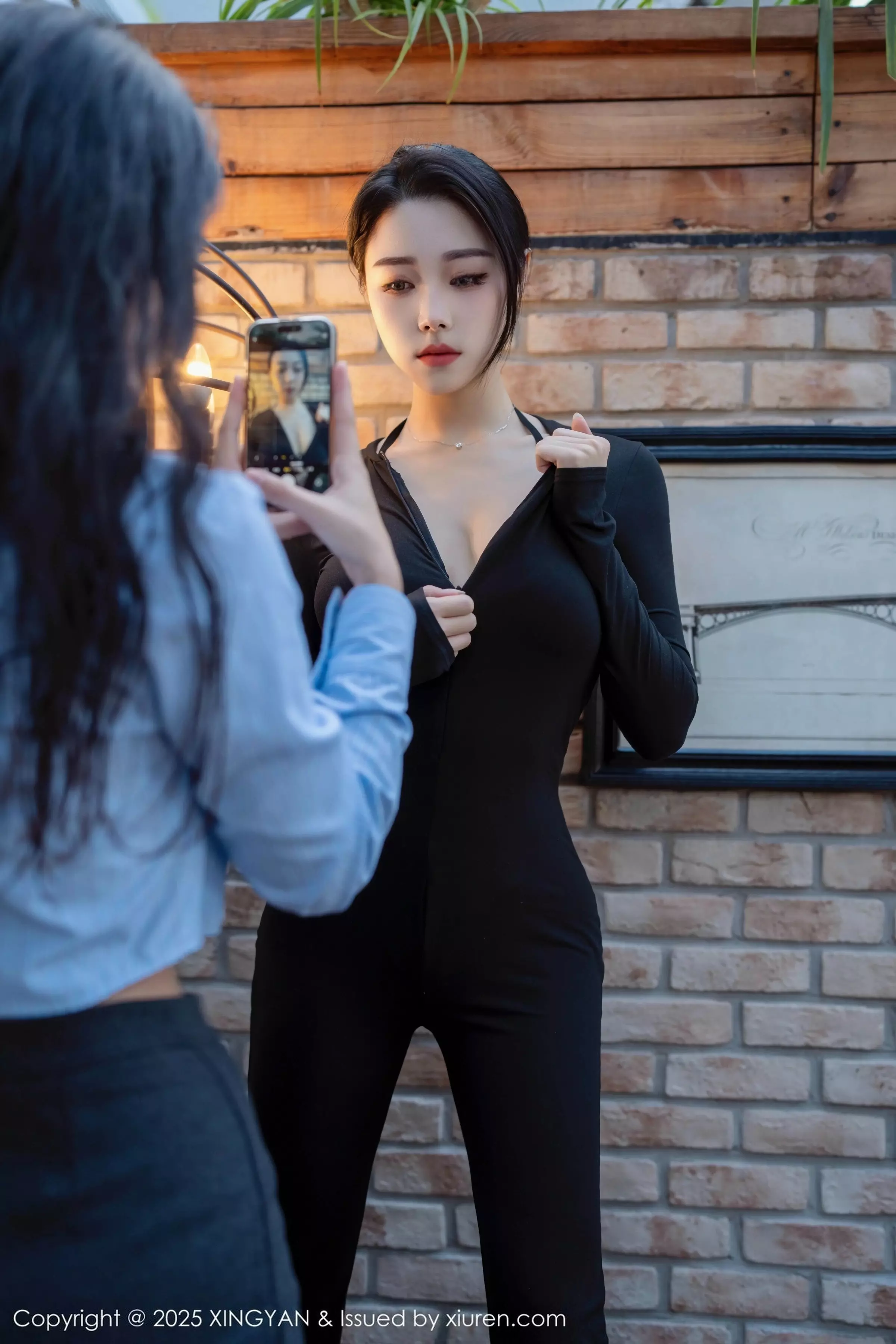 秀人集.com_[XINGYAN星颜社]VOL.322_模特清妙性感OL职业装露轻透黑色内衣秀完美身材诱惑写真81P