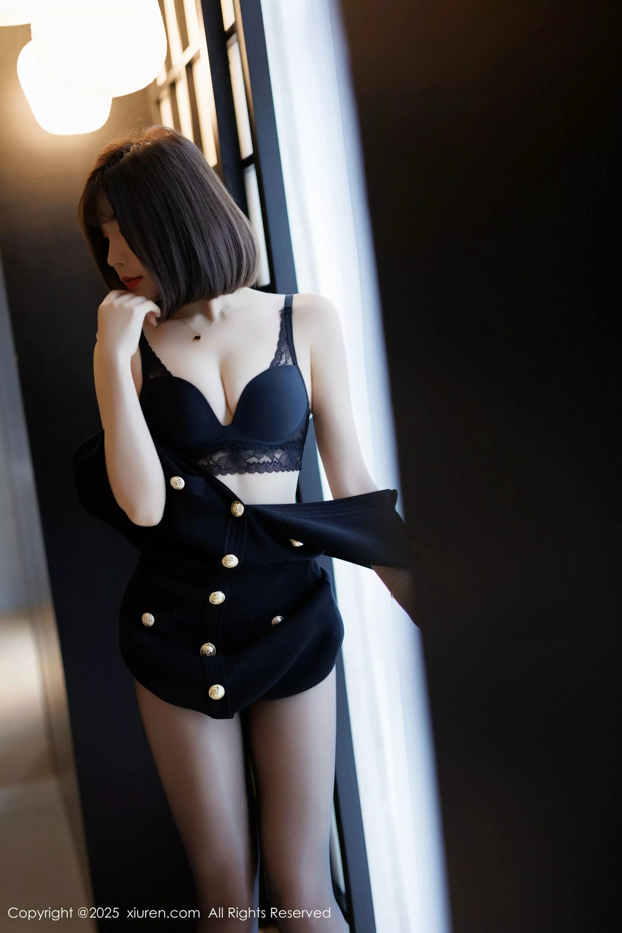 秀人集.com_[XiuRen秀人网]No.10013_女神徐莉芝Booty性感黑色蕾丝内衣配超薄黑丝秀完美身材诱惑写真90P