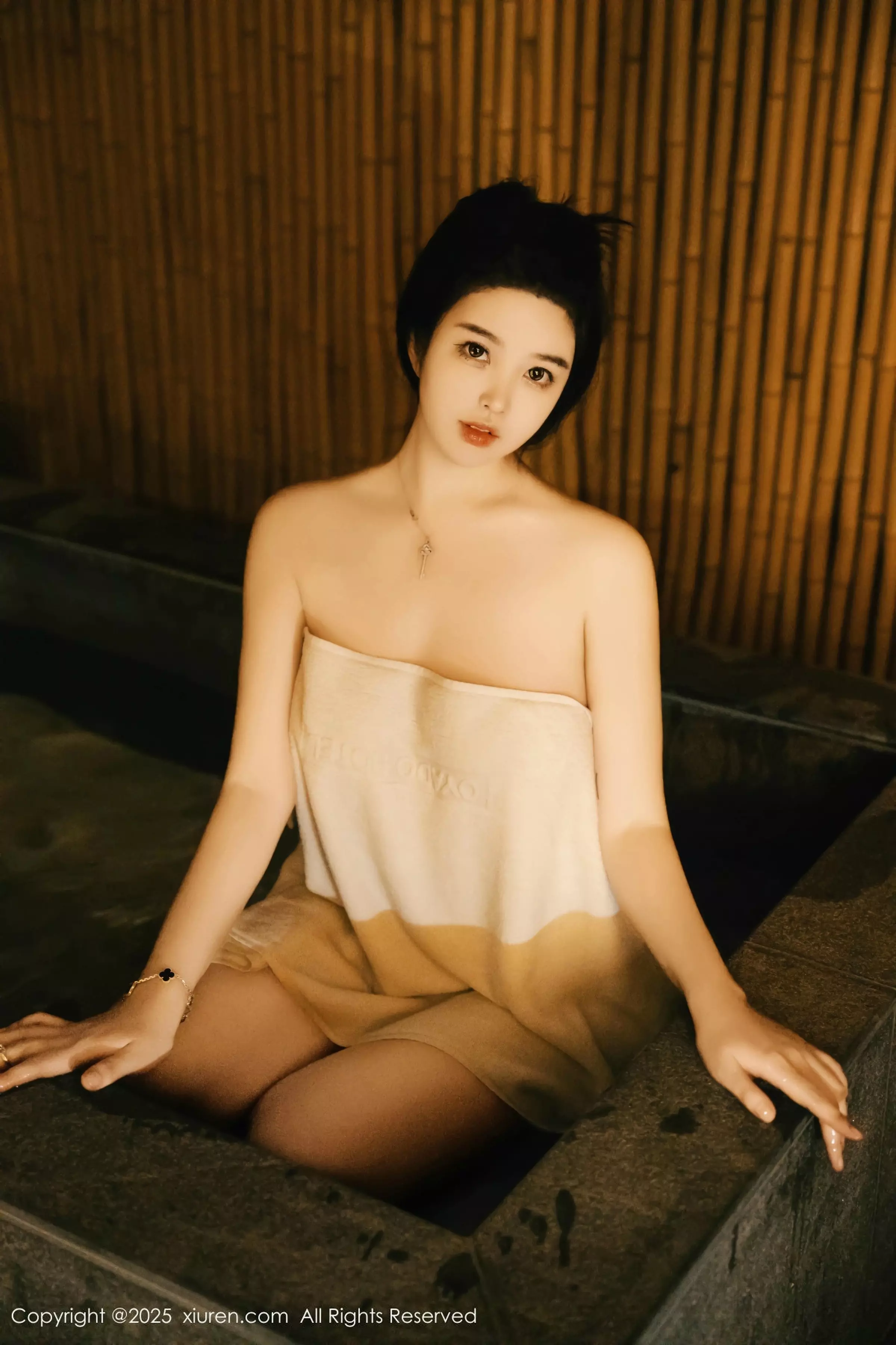 秀人集.com_[XiuRen秀人网]No.10091_模特林若凡F温泉主题性感白色浴巾半撩秀丰腴身材惹火诱惑写真37P