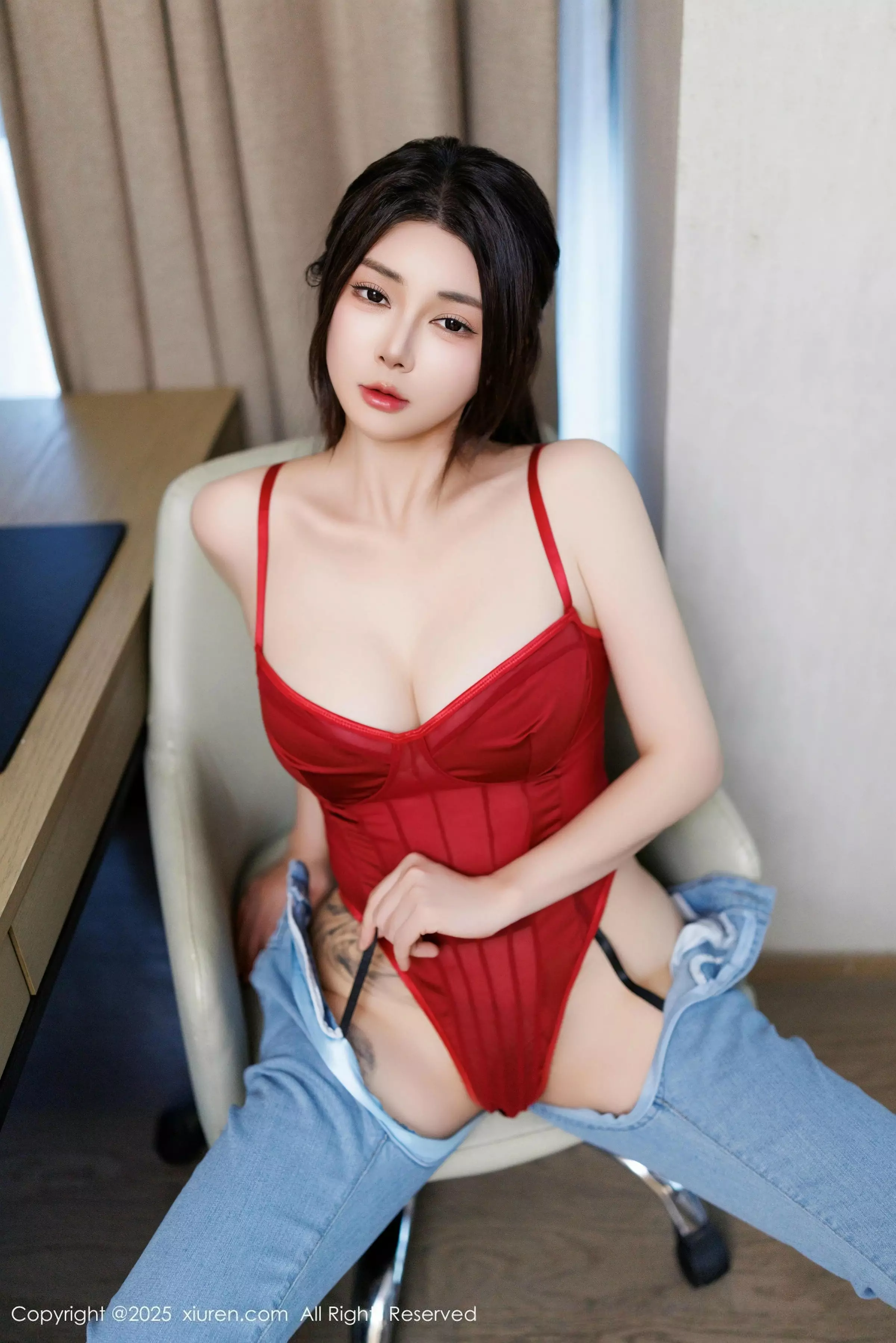 秀人集.com_[XiuRen秀人网]No.10090_模特凯竹Quinn红色连体内衣+粉色情趣内衣秀丰腴身材诱惑写真82P