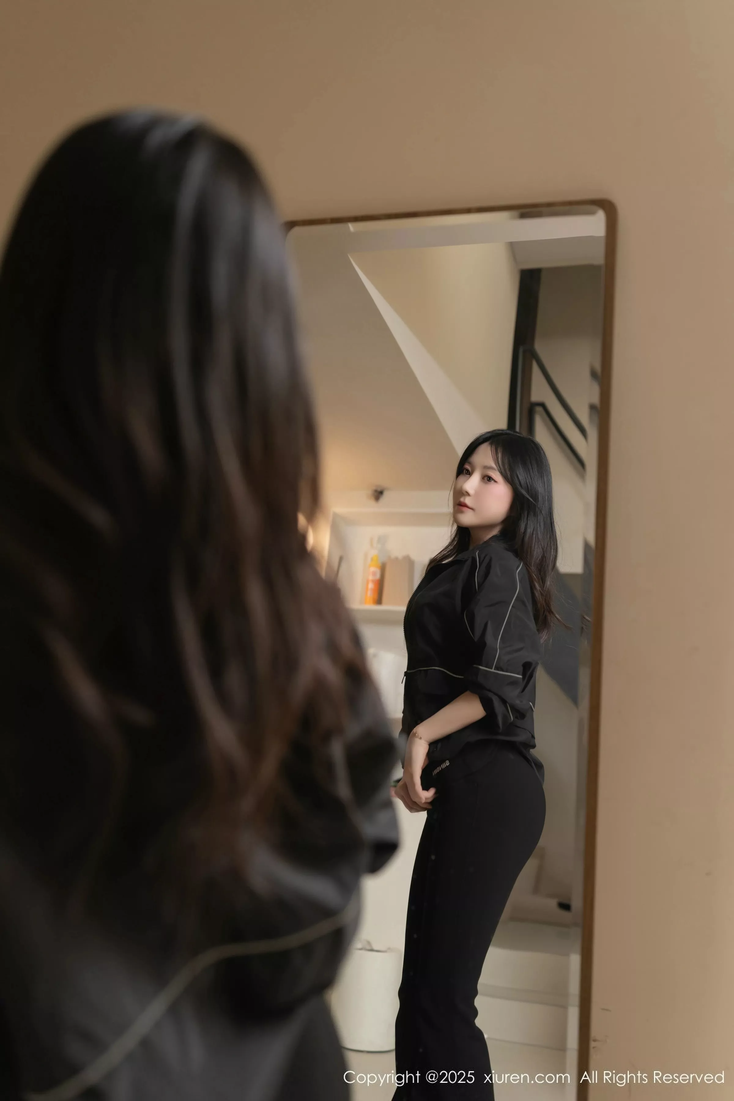 秀人集.com_[XiuRen秀人网]No.10112_模特鱼子酱Fish性感黑色运动服露白色内衣秀曼妙身材诱惑写真58P