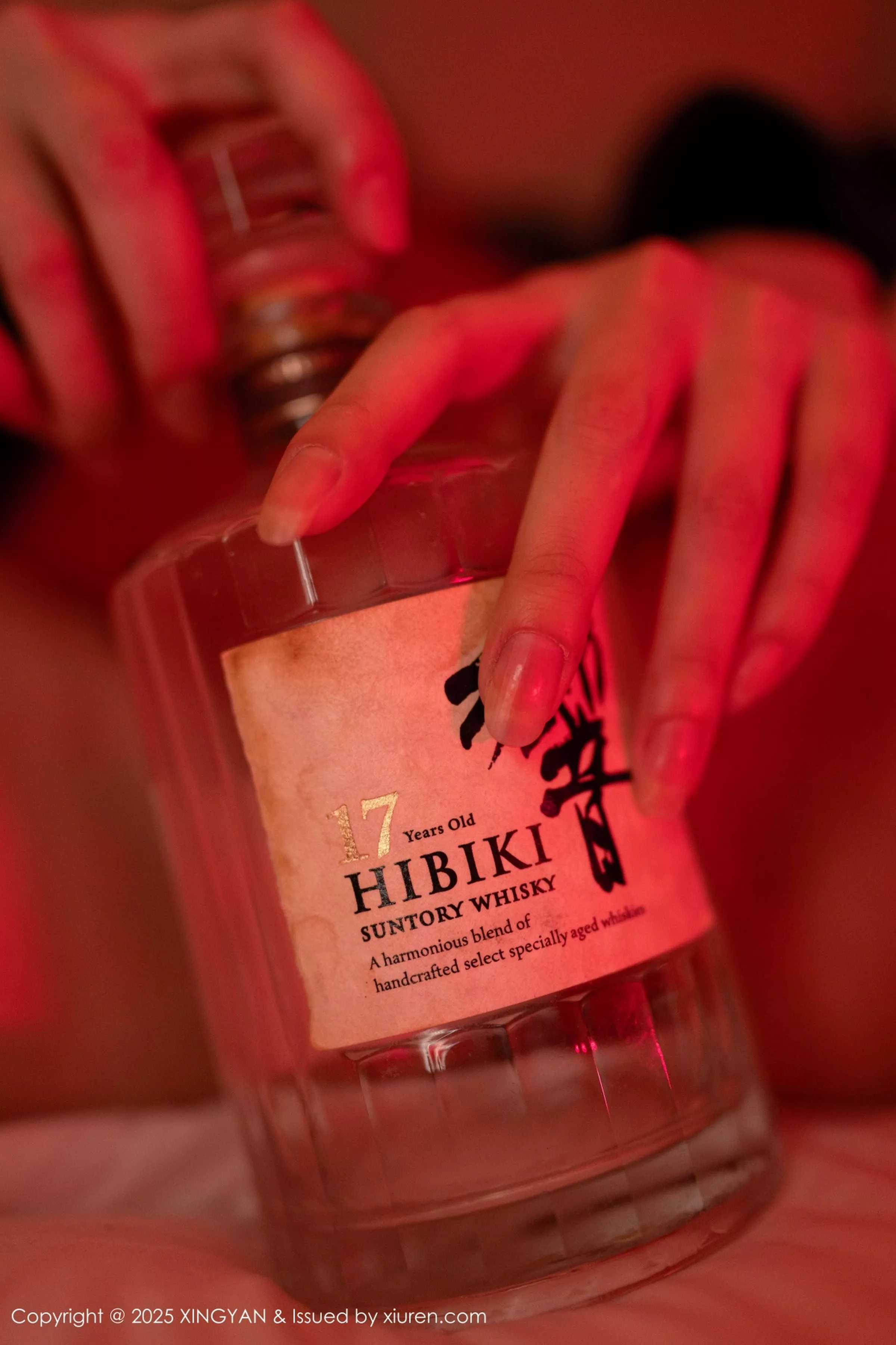 秀人集.com_[XINGYAN星颜社]VOL.335_模特白露lulu性感红色情趣内衣配黑色丝袜秀曼妙身姿诱惑写真73P