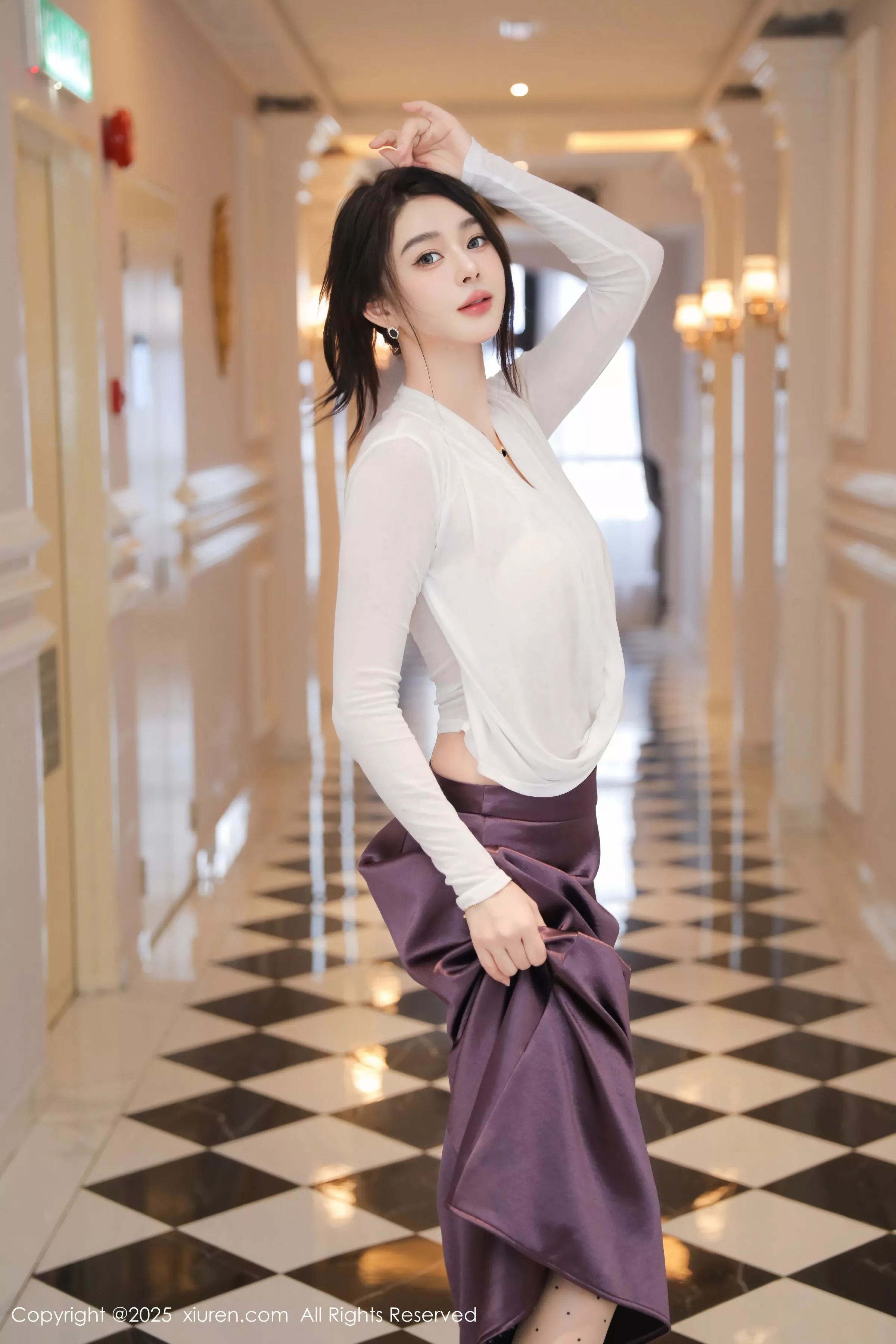 秀人集.com_[XiuRen秀人网]No.10201_模特Candy糖糖白上衣配紫色长裙露肉丝吊袜秀丰腴身材诱惑写真75P