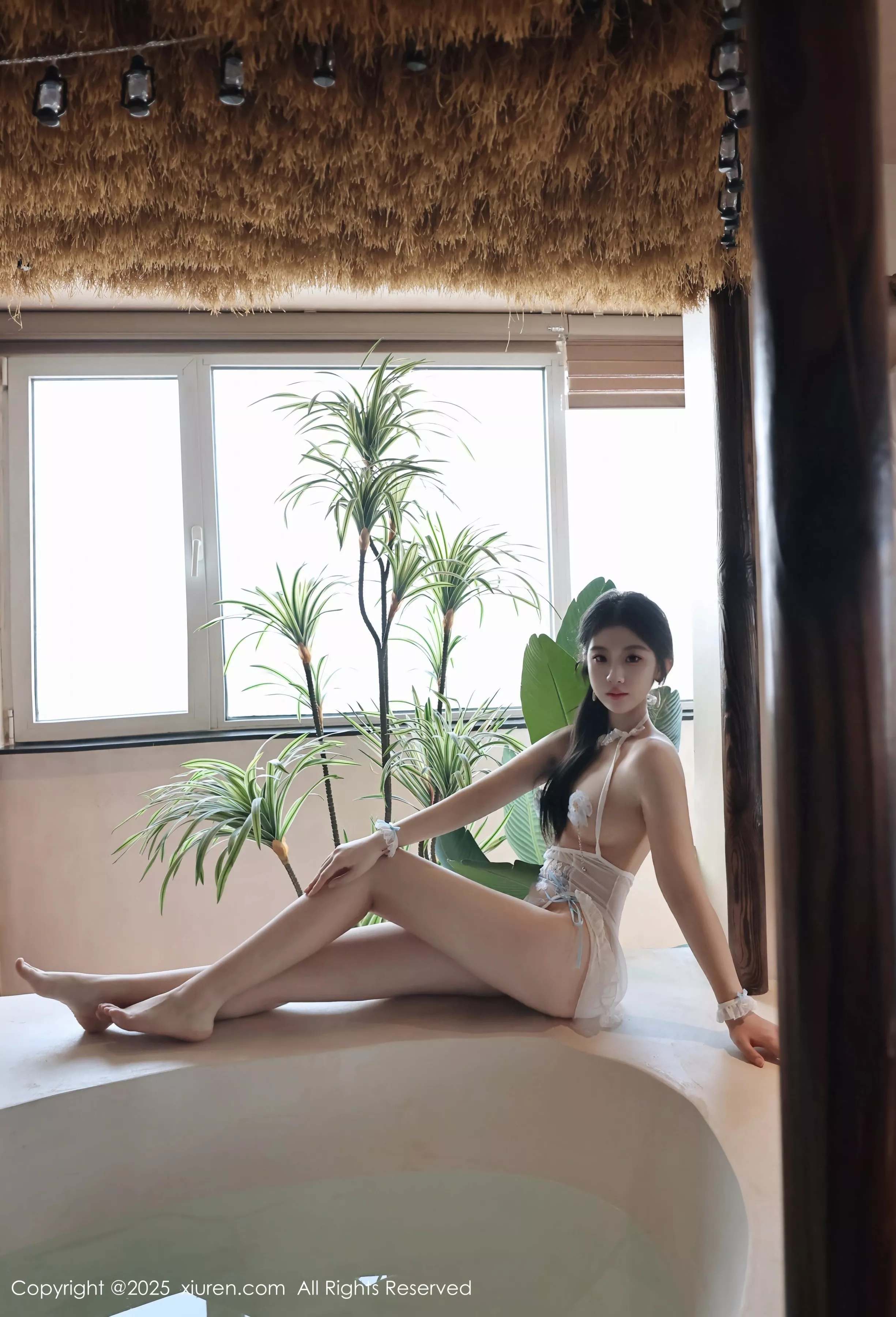 秀人集.com_[XiuRen秀人网]No.10199_模特小芭乐温泉性感黑色比基尼+白色情趣服饰秀曼妙身姿诱惑写真86P