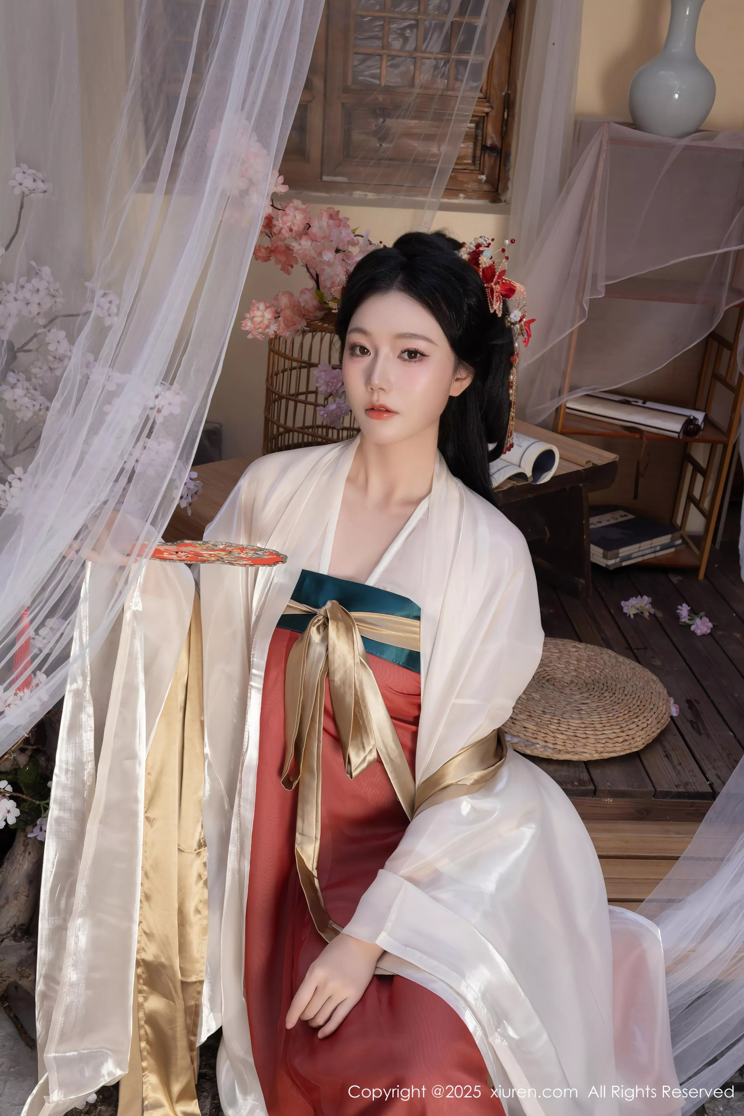 秀人集.com_[XiuRen秀人网]No.10223_模特合集女神陆萱萱＆安然anran激情互动薄纱古装撩人诱惑写真80P