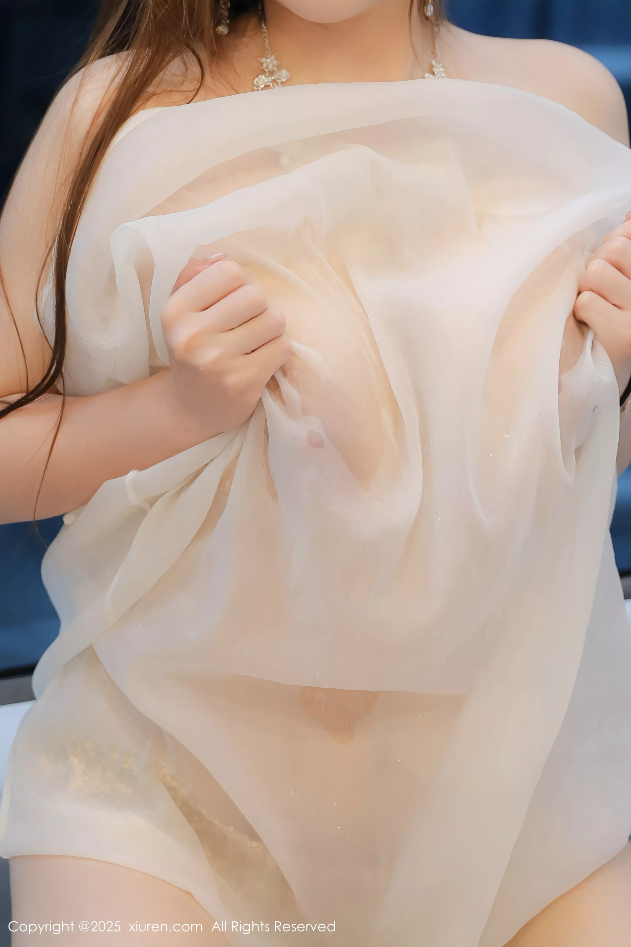 秀人集.com_[XiuRen秀人网]No.10218_模特小肉肉咪性感白色泳衣+肉色薄透裙秀凹凸身材撩人诱惑写真77P