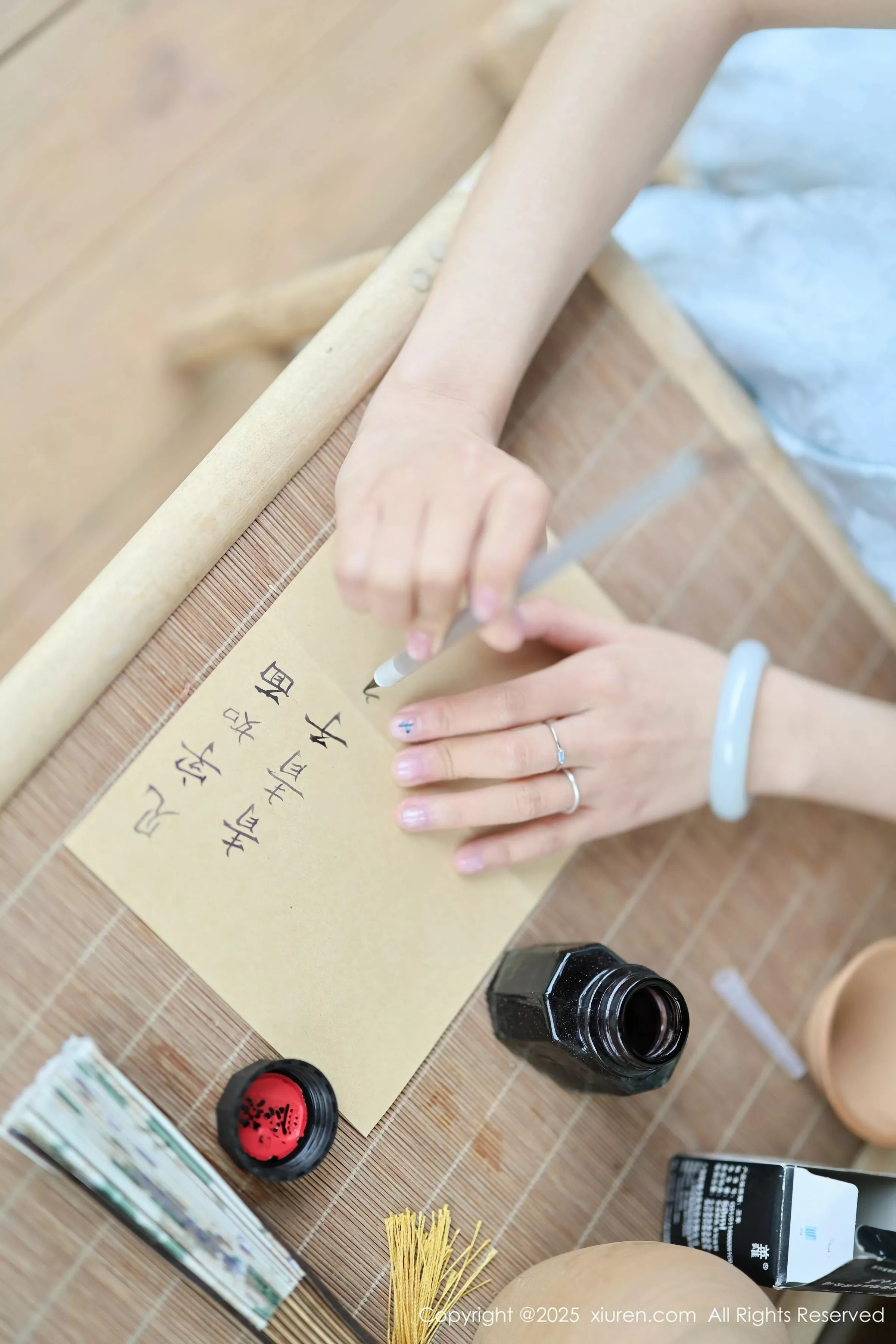 秀人集.com_[XiuRen秀人网]No.10278_模特茂木希子日式旗袍露白色内衣配肉丝袜秀完美曲线诱惑写真80P