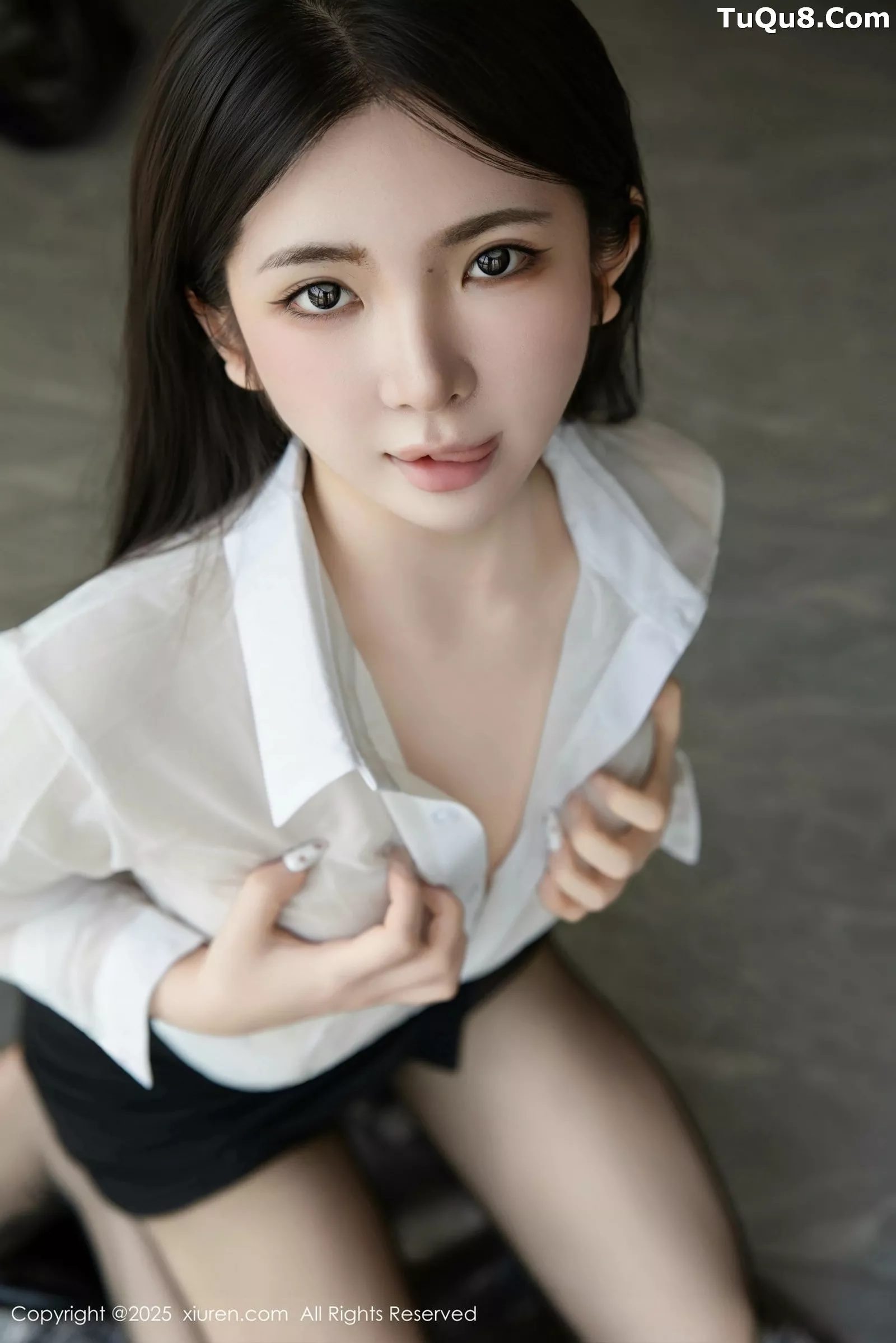 秀人集.com_[XiuRen秀人网]No.10338_新人模特童童Bunny性感OL服饰配超薄黑丝秀曼妙身材诱惑写真77P