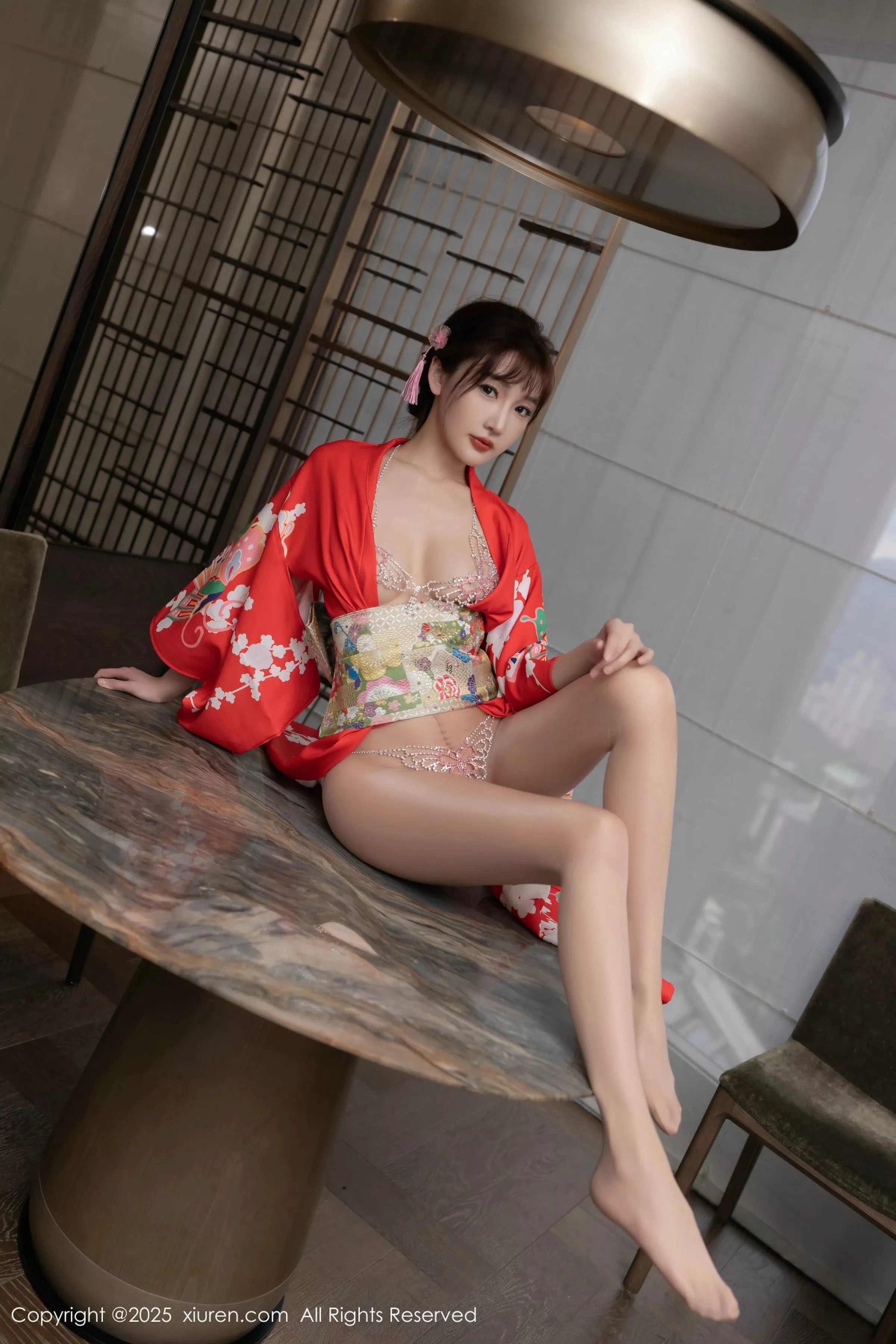 秀人集.com_[XiuRen秀人网]No.10352_模特合集美女小逗逗＆陆萱萱性感姐妹花超薄肉丝私房诱惑写真80P