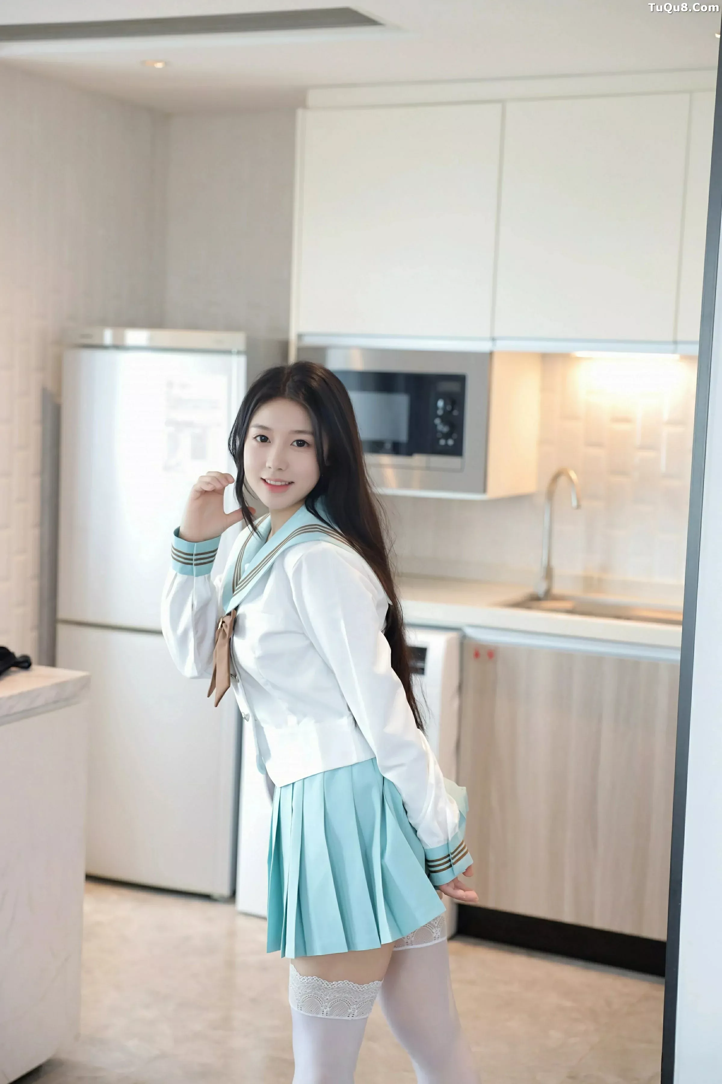 秀人集.com_[XiuRen秀人网]No.10379_新人模特林嘉馨性感JK制服露白色内衣配白丝袜秀丰腴身材诱惑写真93P