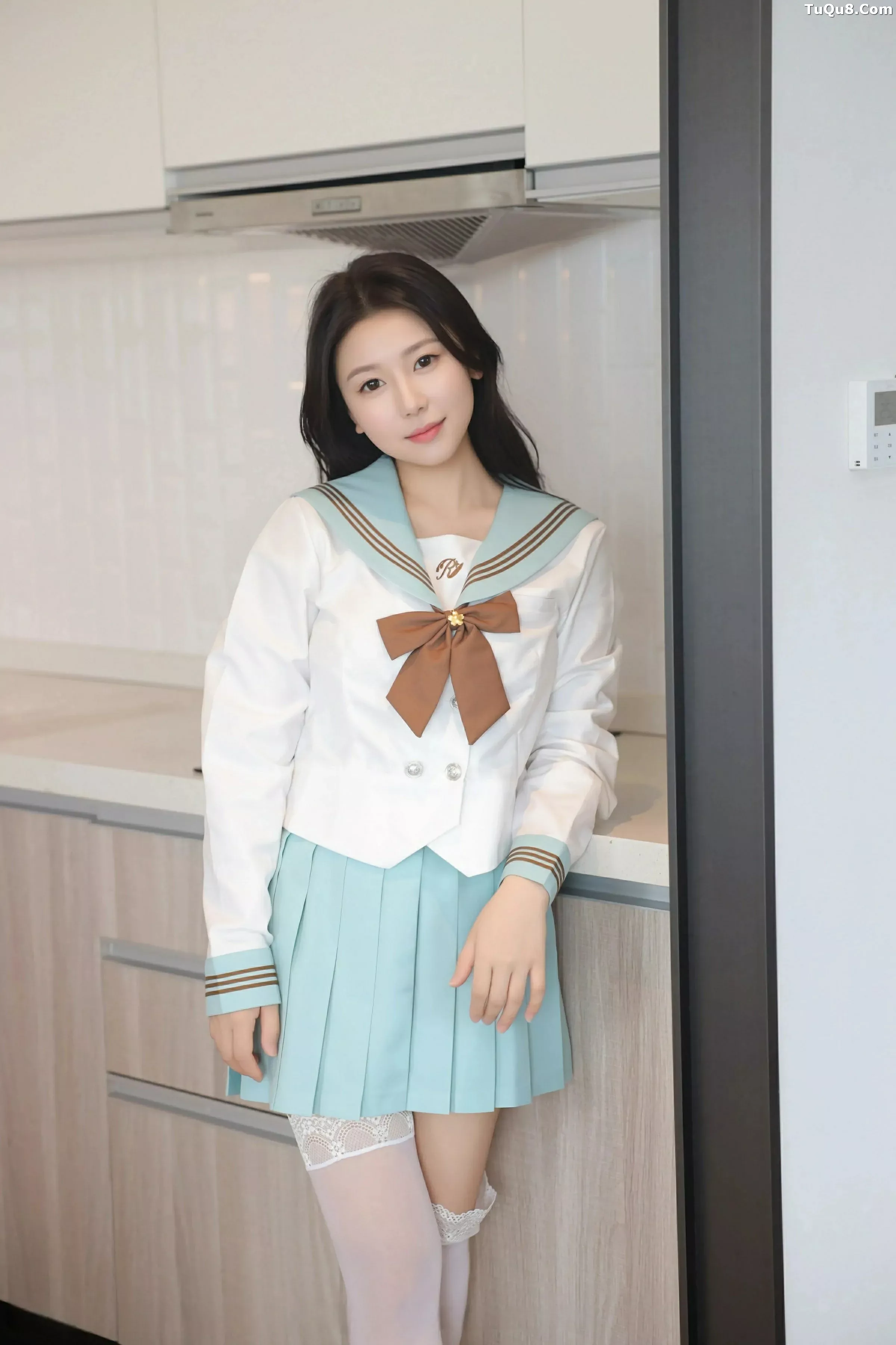 秀人集.com_[XiuRen秀人网]No.10379_新人模特林嘉馨性感JK制服露白色内衣配白丝袜秀丰腴身材诱惑写真93P