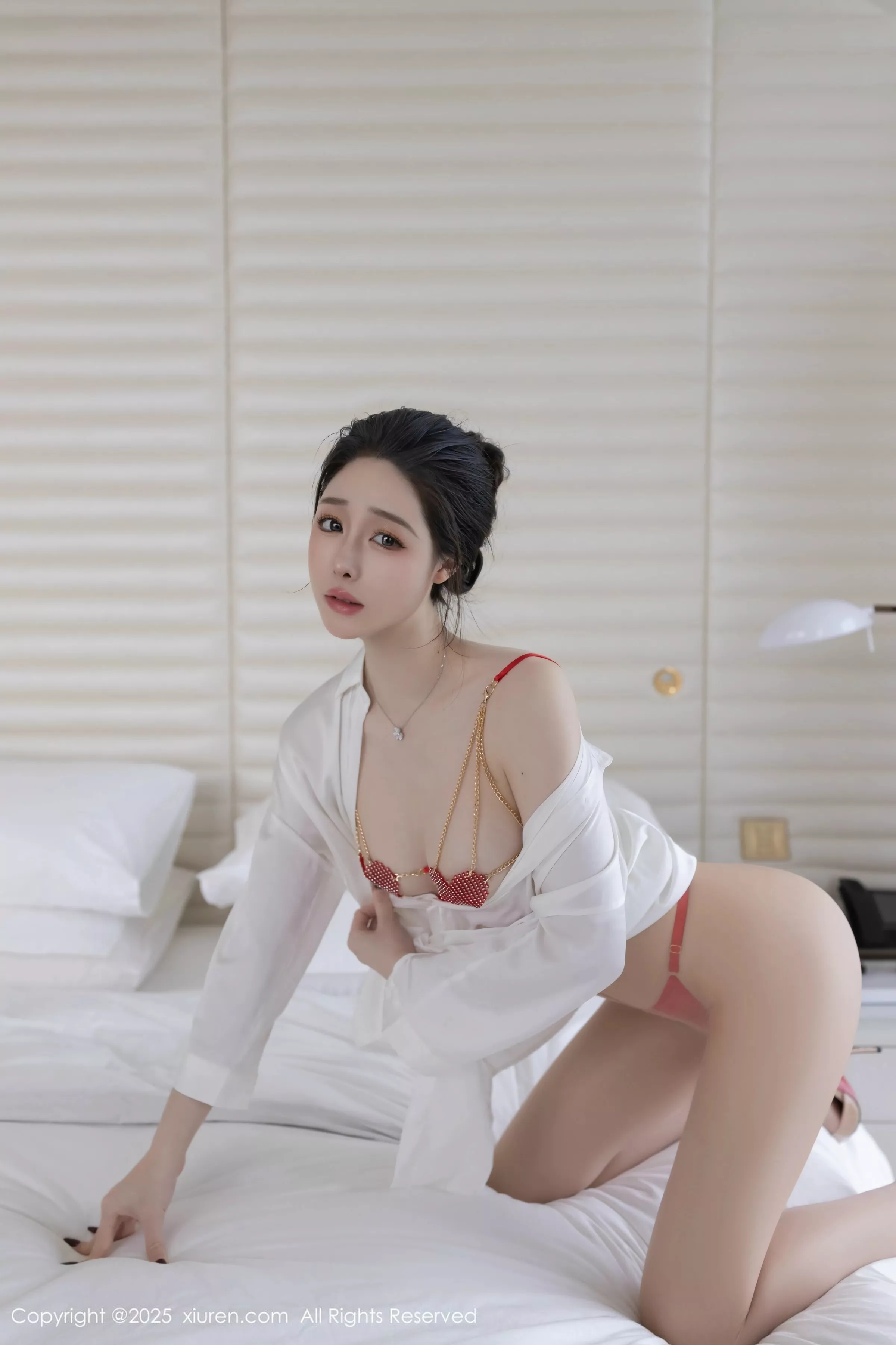 秀人集.com_[XiuRen秀人网]No.10411_模特小逗逗性感红色情趣内衣配原色丝袜秀曼妙身姿完美诱惑写真84P