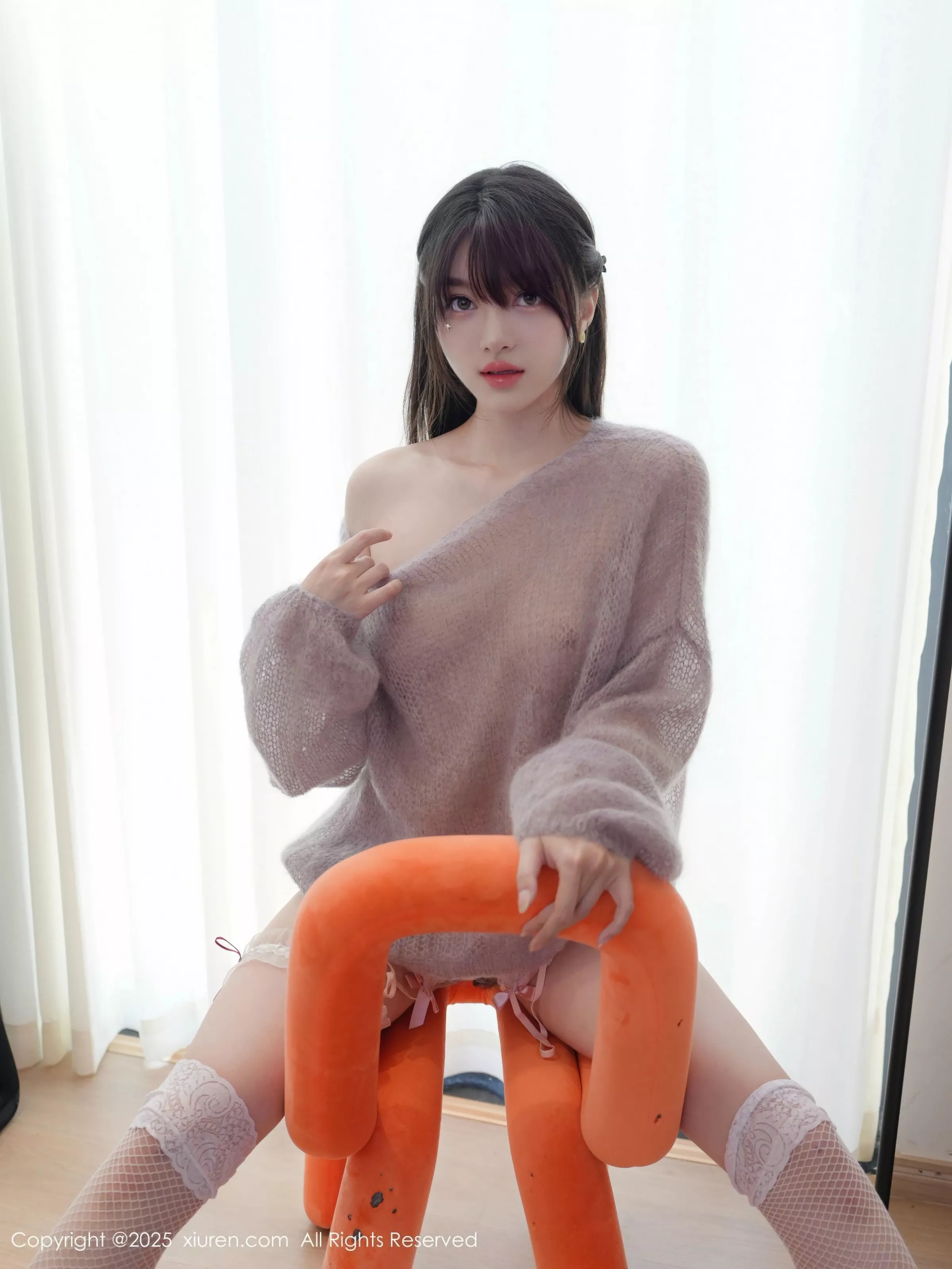 秀人集.com_[XiuRen秀人网]No.10416_模特白露lulu性感粉色情趣内衣配白色丝袜秀曼妙身材诱惑写真85P