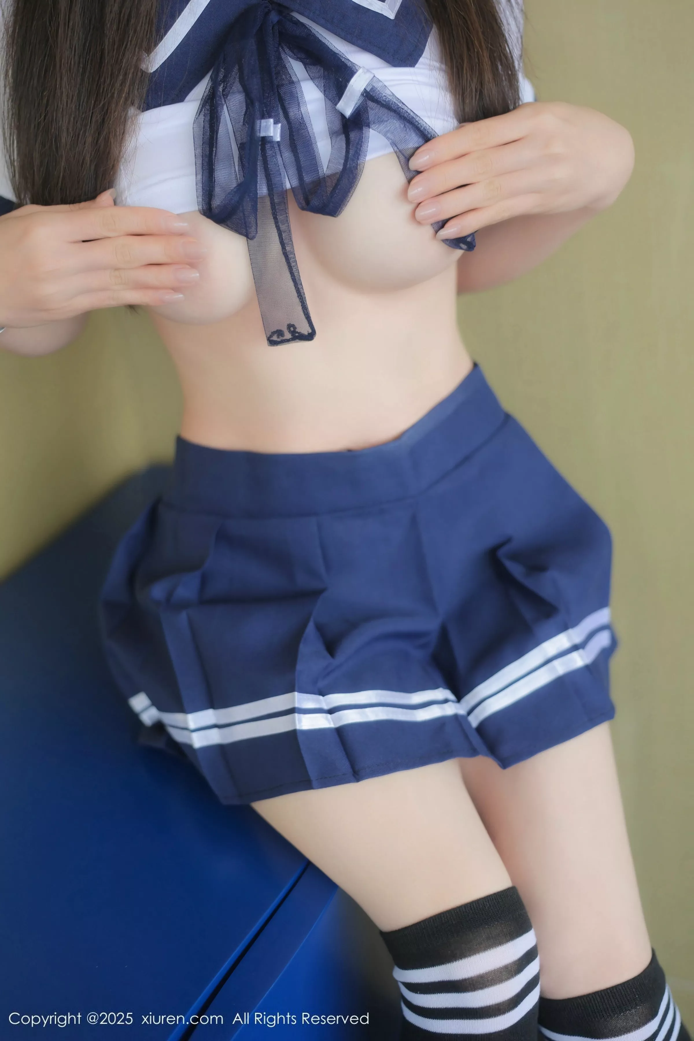 秀人集.com_[XiuRen秀人网]No.10298_模特Annie_baby性感JK制服露白色内衣秀凹凸身材撩人诱惑写真60P