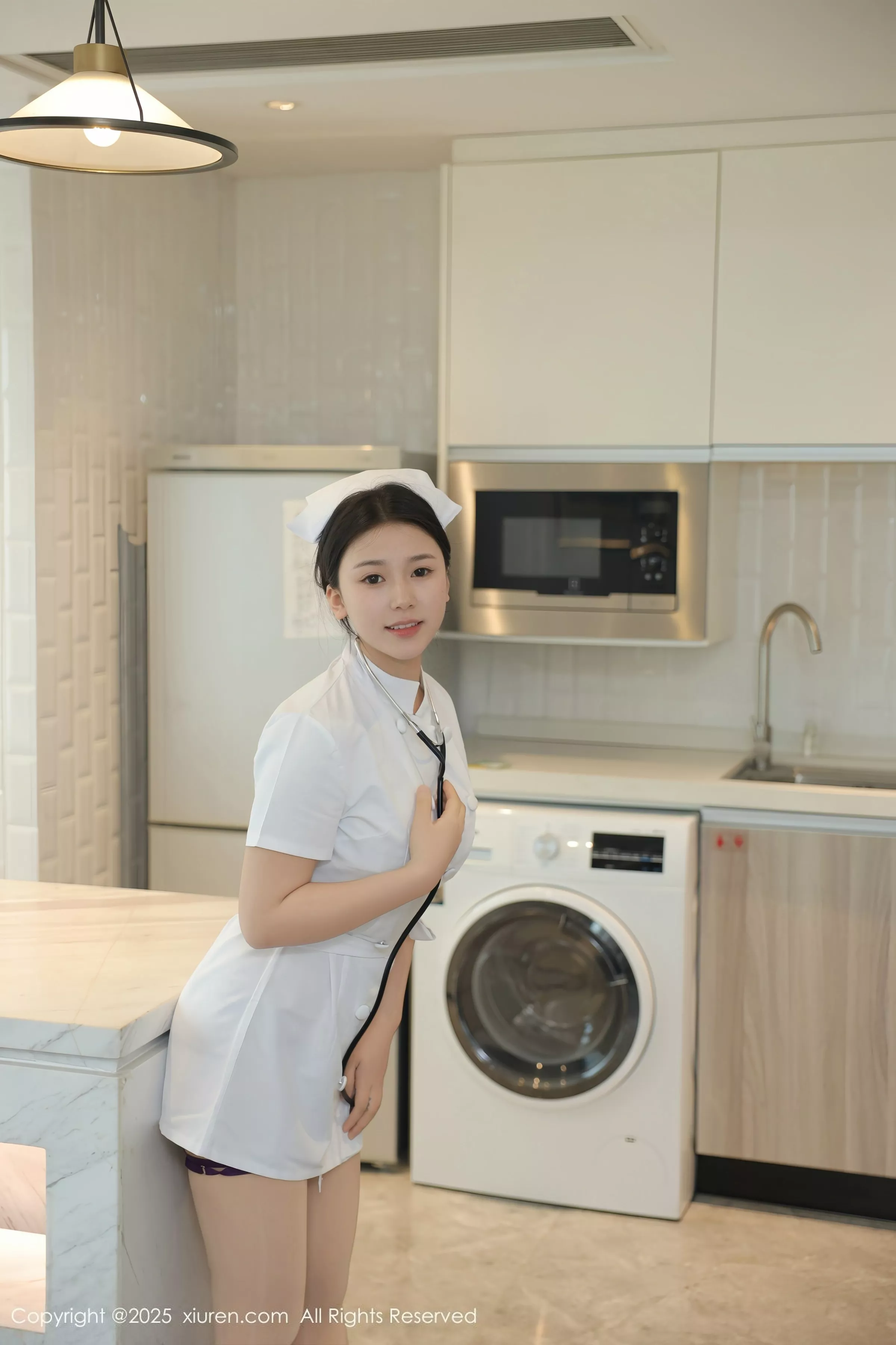 秀人集.com_[XiuRen秀人网]No.10465_模特林嘉馨性感白色护士制服露紫色情趣内衣秀丰腴身材诱惑写真80P