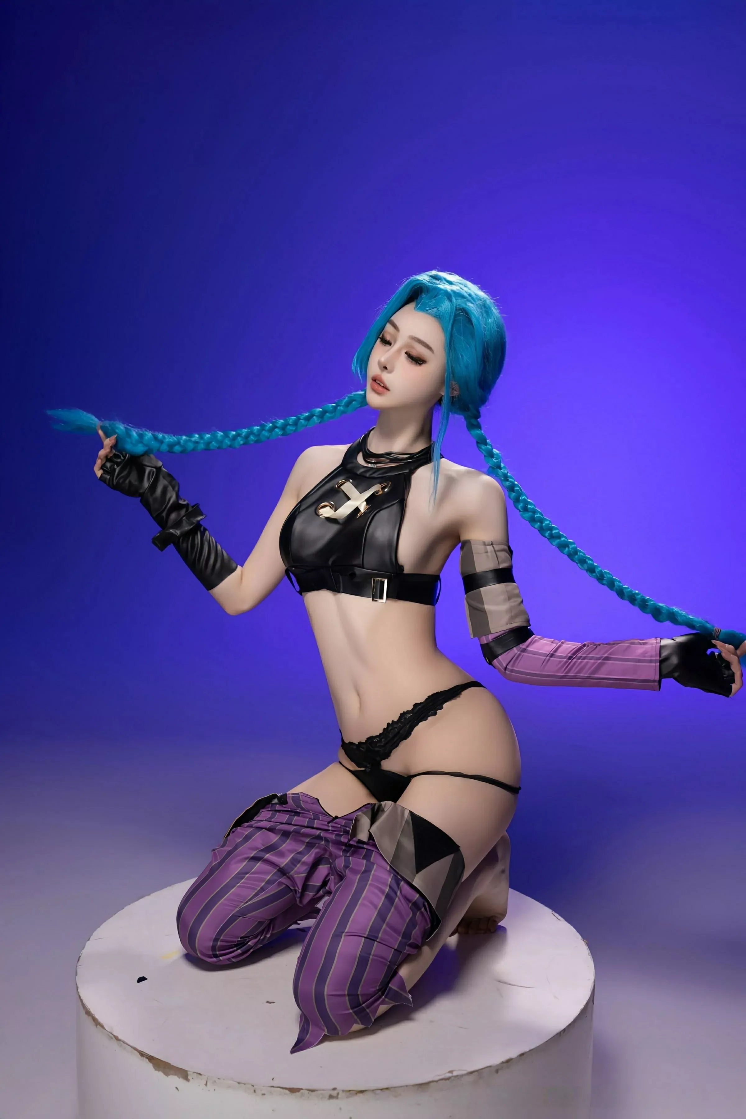 秀人集.com_[XiuRen秀人网]No.10479_模特小逗逗性感Cosplay装扮配肉色丝袜秀曼妙身姿迷人诱惑写真79P