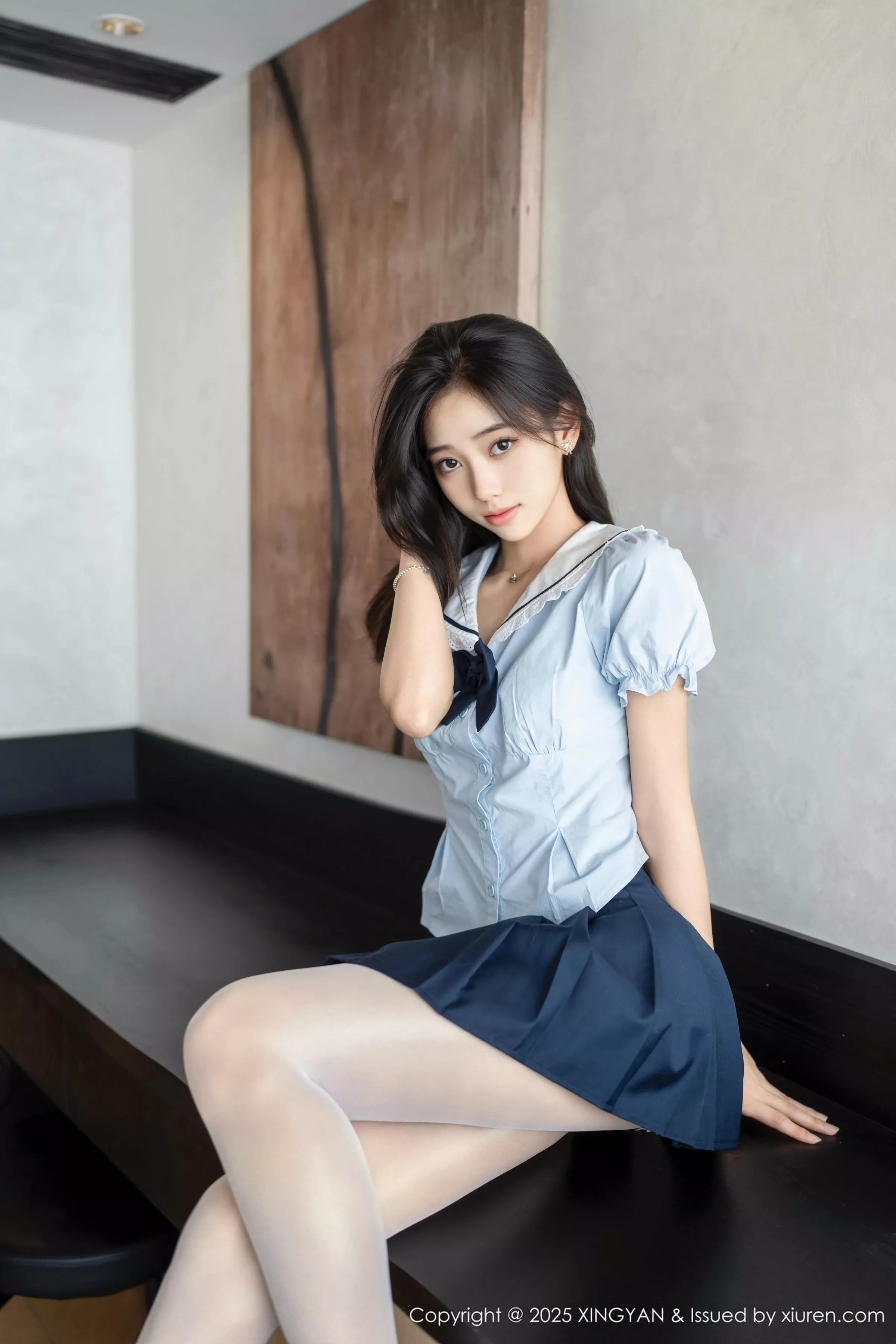 秀人集.com_[XINGYAN星颜社]VOL.360_模特时安安性感深色短裙配超薄无内白丝秀柔美身姿诱惑写真81P