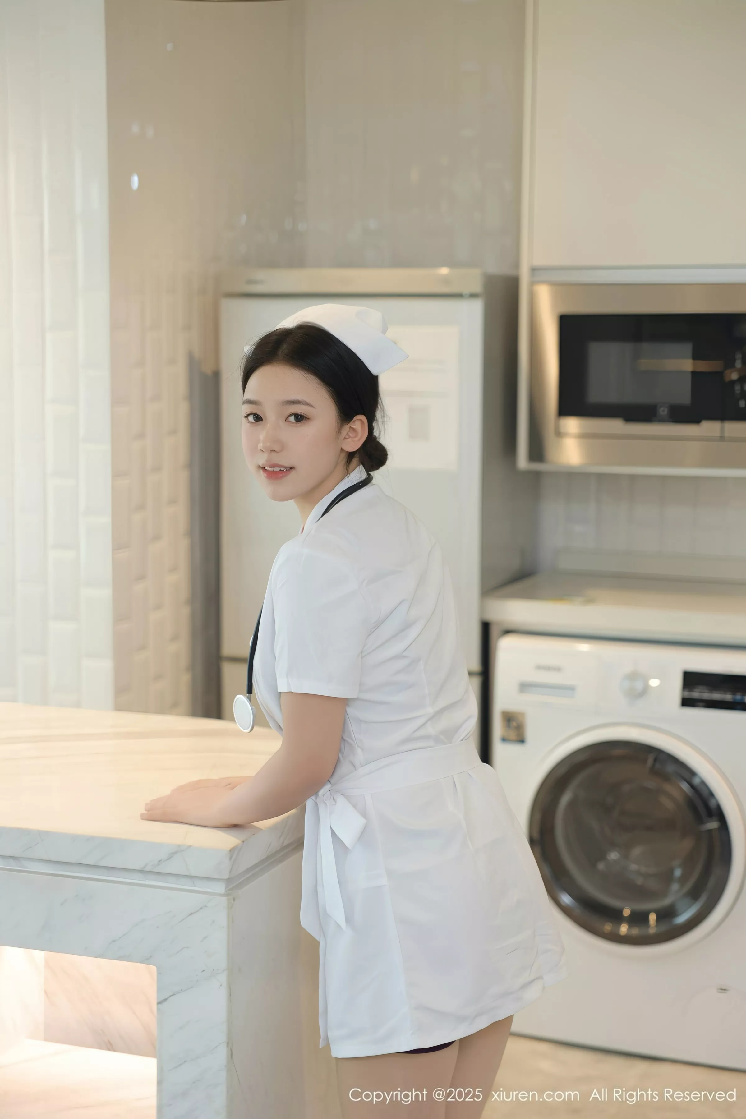 秀人集.com_[XiuRen秀人网]No.10465_模特林嘉馨性感白色护士制服露紫色情趣内衣秀丰腴身材诱惑写真80P