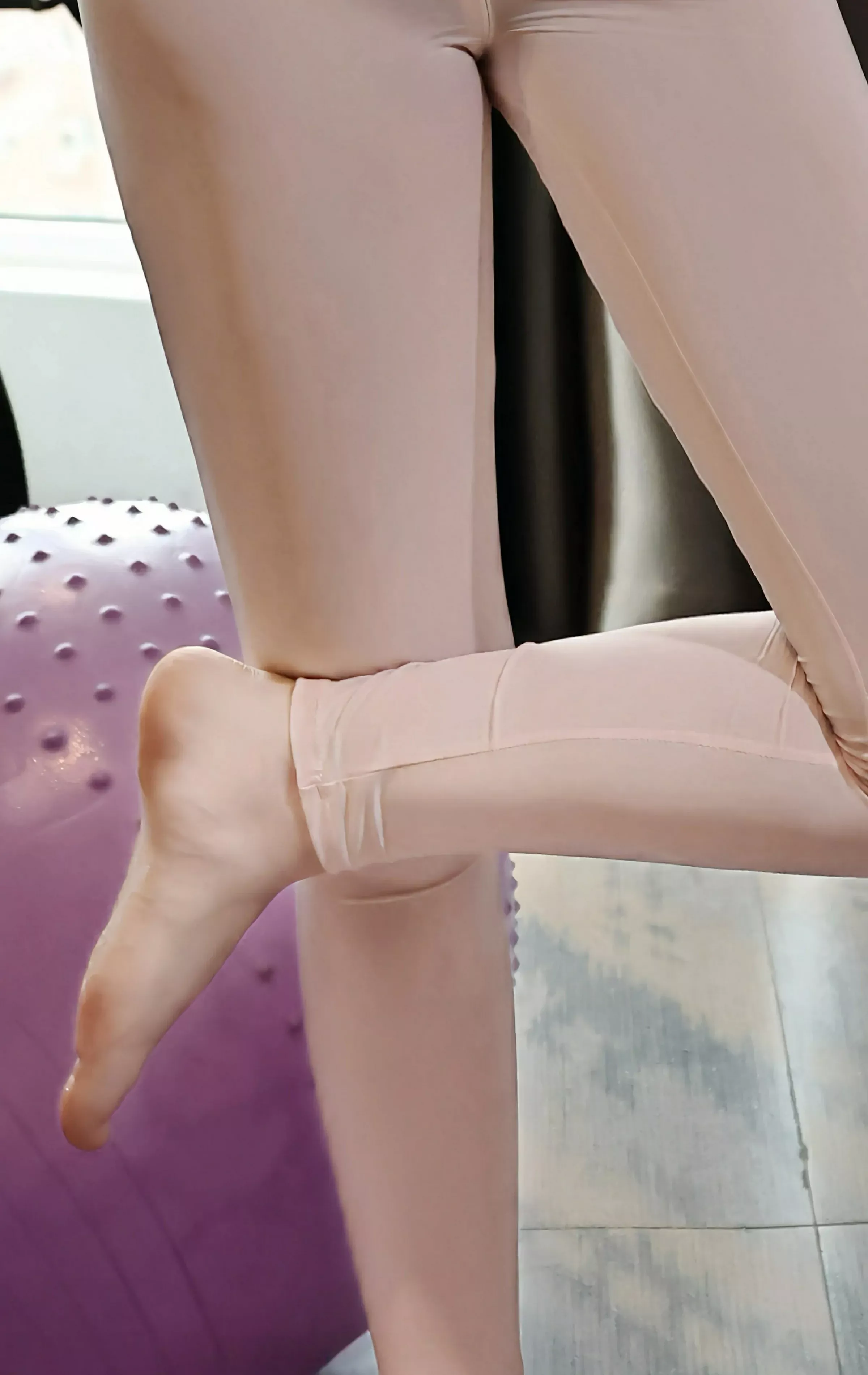 秀人集.com_[XiuRen秀人网]No.10474_模特小芭乐性感白色上衣配粉色瑜伽裤秀曼妙苗条身姿诱惑写真86P