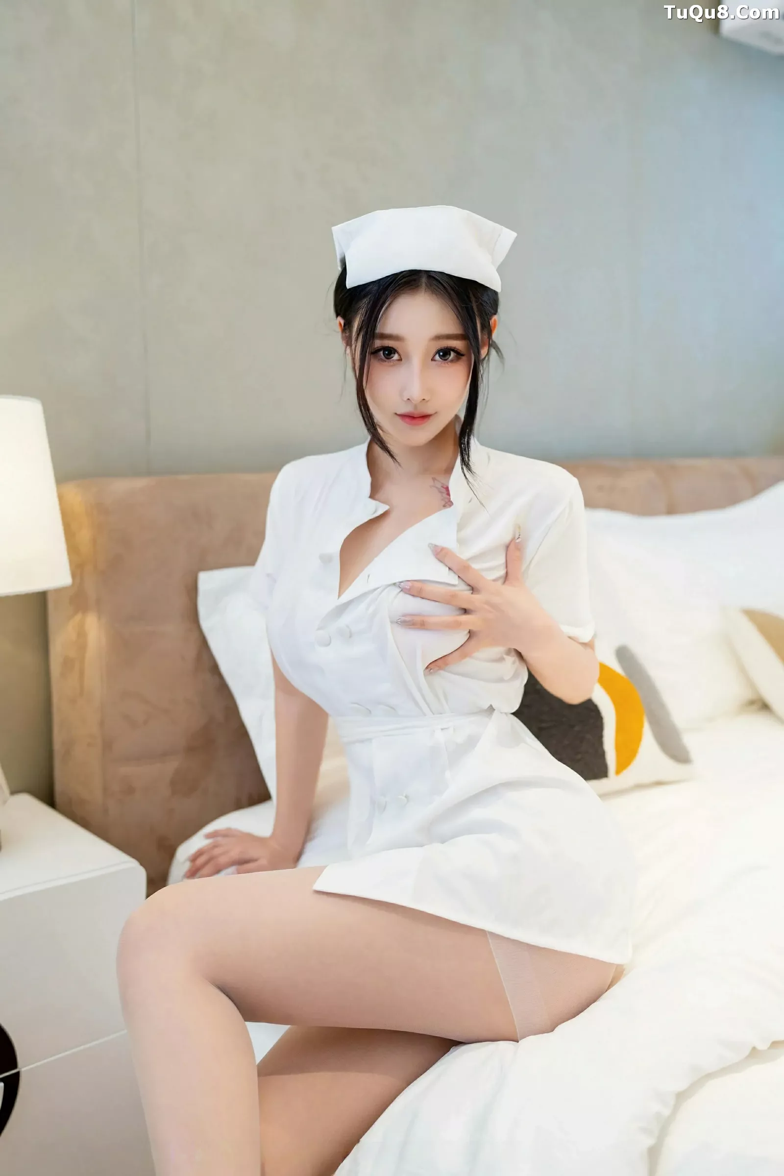 秀人集.com_[XINGYAN星颜社]VOL.362_新人模特木森vita性感白色护士制服露丰满身材胶带遮点诱惑写真79P