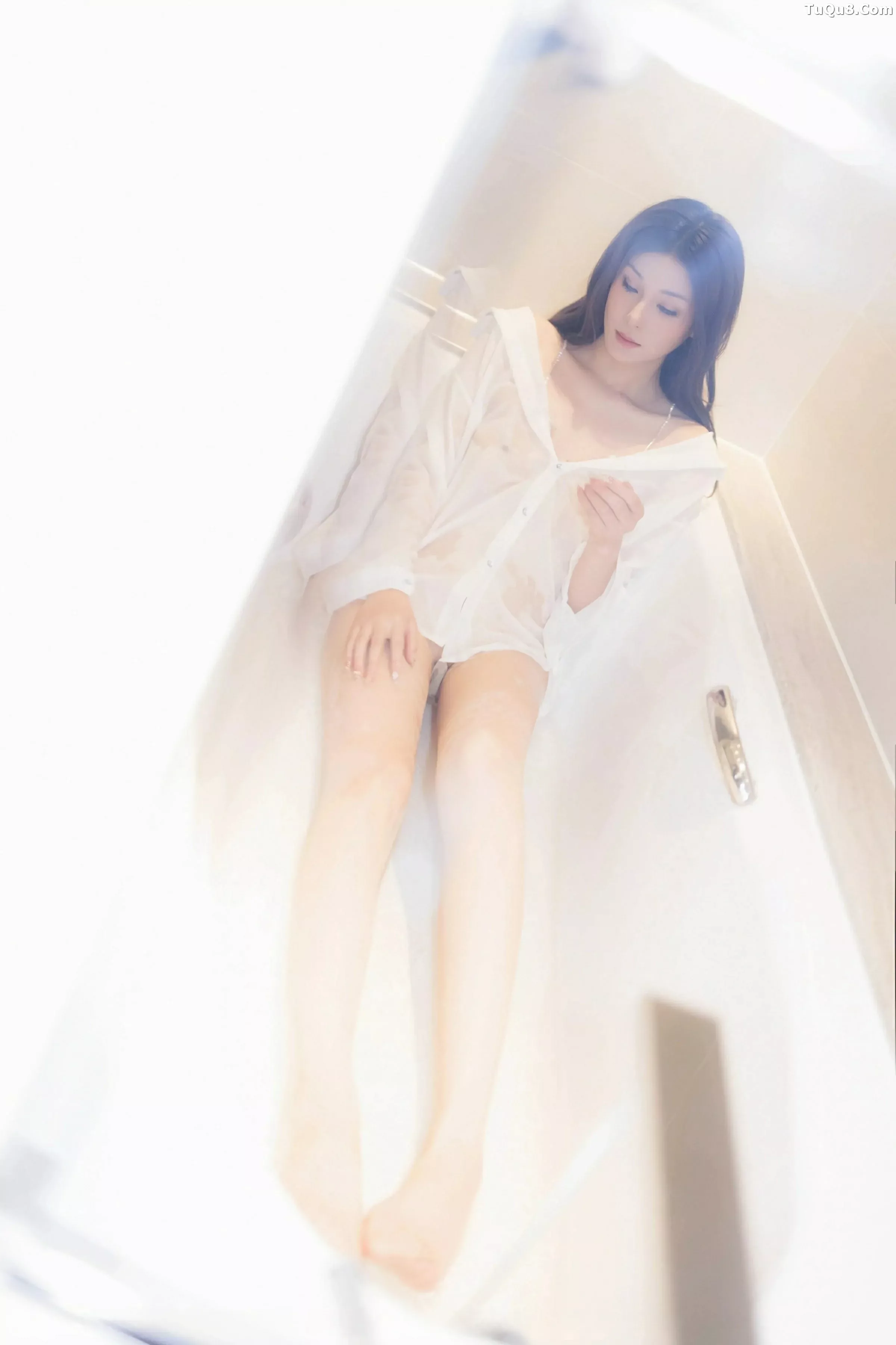 秀人集.com_[XiuRen秀人网]No.10502_模特悦兮浴室场景性感白T衬衫配超薄肉丝湿身秀惹火身材诱惑写真68P