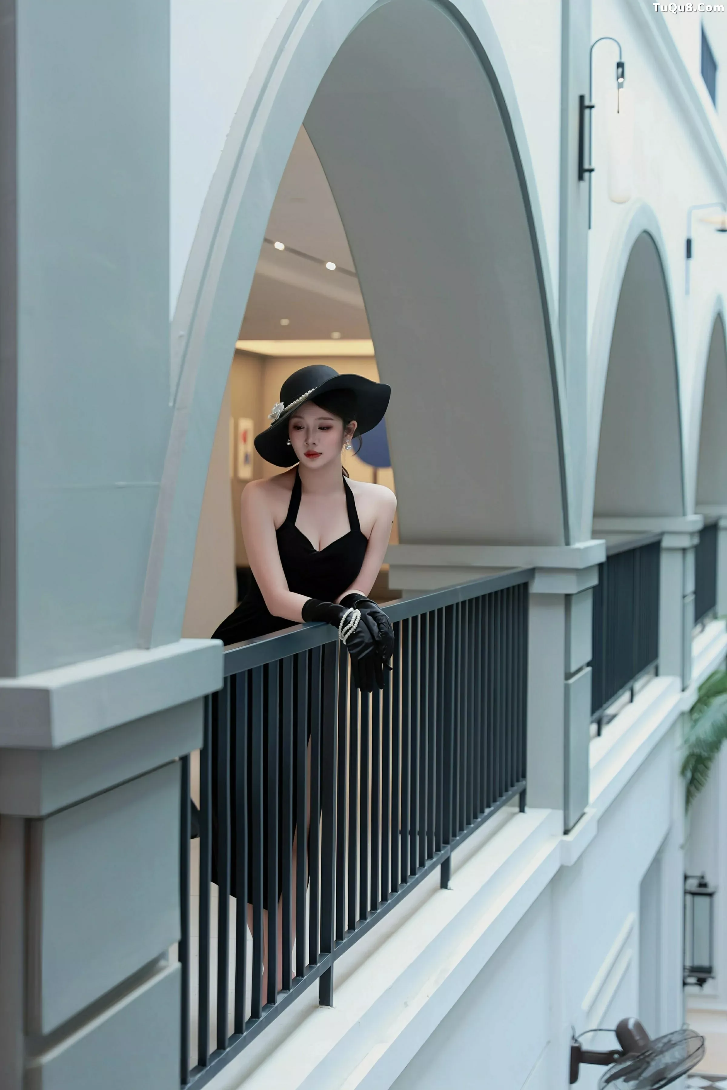 秀人集.com_[XiuRen秀人网]No.10509_模特南乔性感黑色连衣裙+紫色情趣内衣秀柔美身姿撩人诱惑写真89P