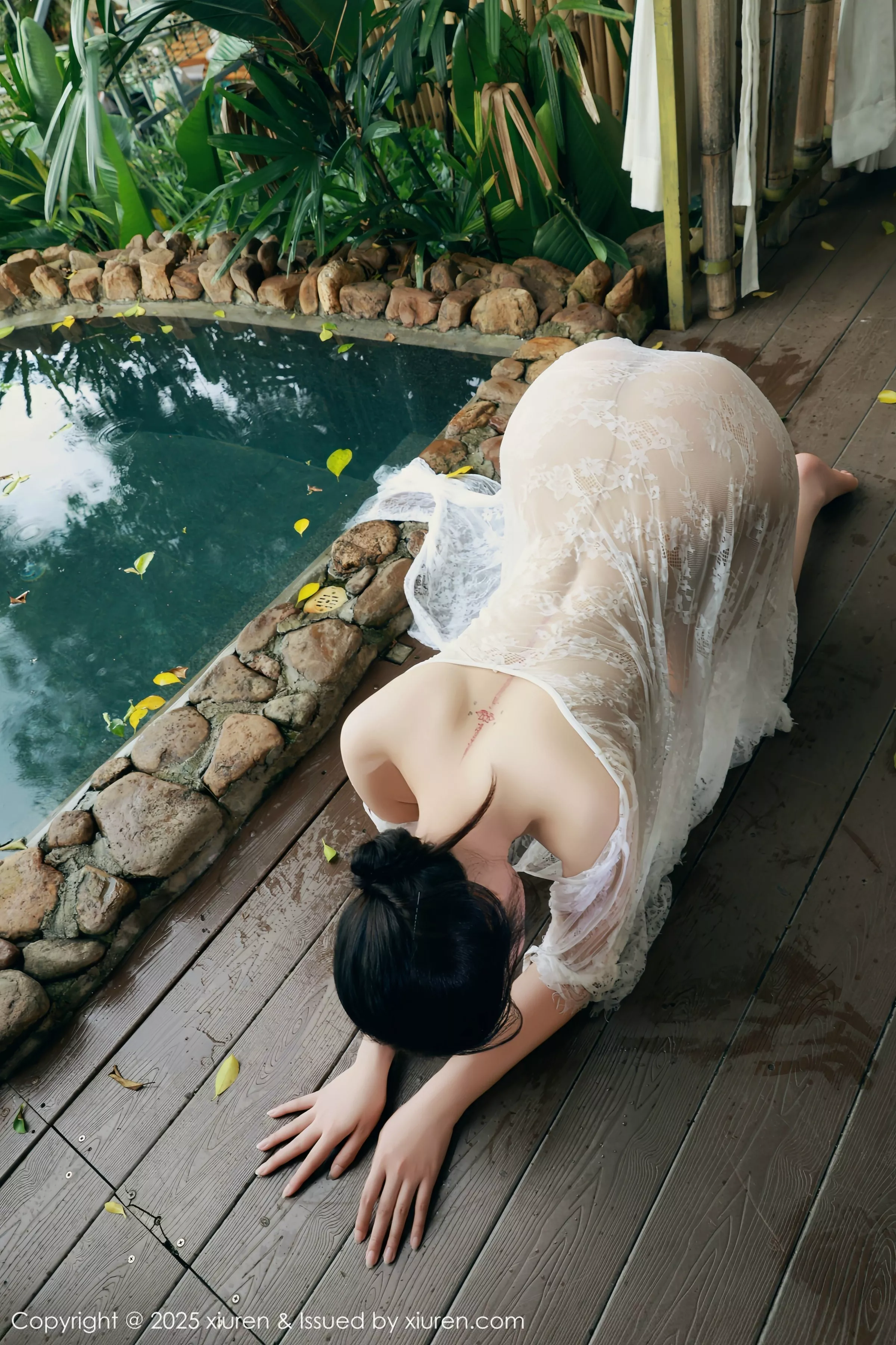 秀人集.com_[XiuRen秀人网]No.10538_模特南乔性感浅绿色旗袍服饰配超薄无内肉丝秀完美身材诱惑写真84P