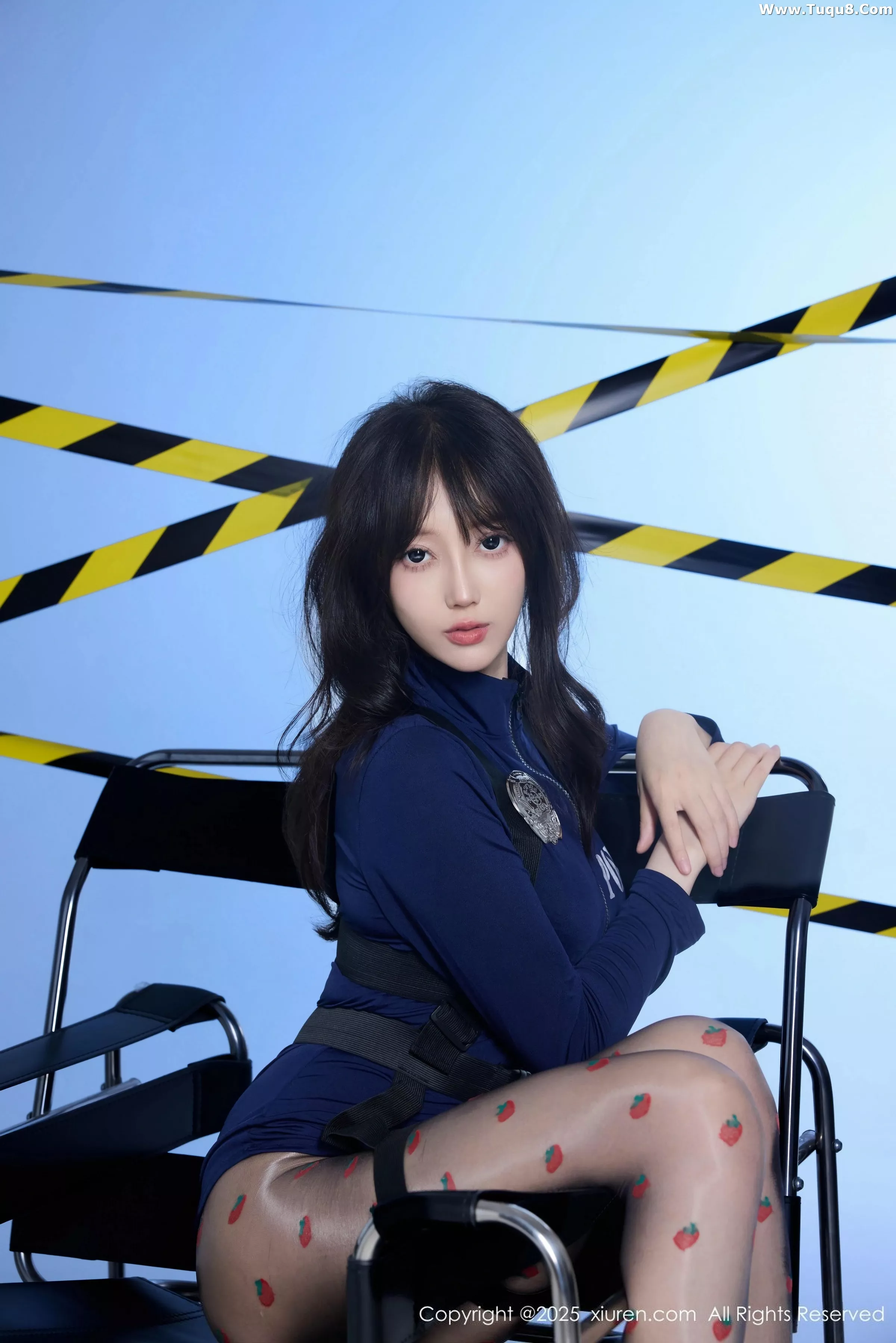 秀人集.com_[XiuRen秀人网]No.10544_模特玥儿玥er性感制服配草莓黑丝+胶带裹身秀曼妙身姿诱惑写真68P