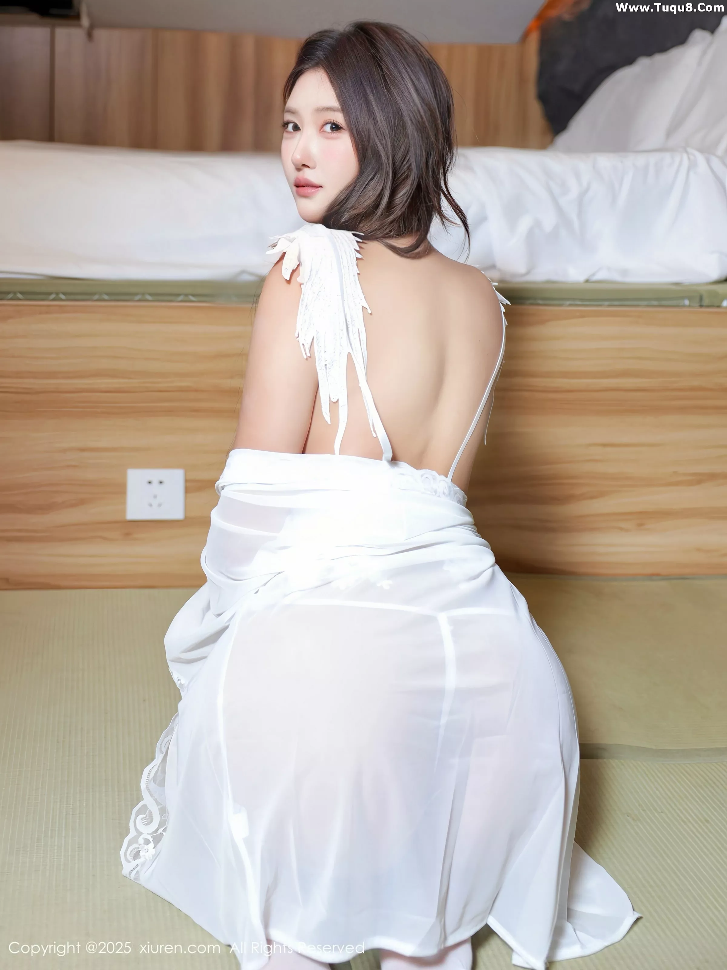 秀人集.com_[XiuRen秀人网]No.10546_模特金允希Yuki性感白色蕾丝睡袍露豪乳遮点秀惹火身材诱惑写真75P