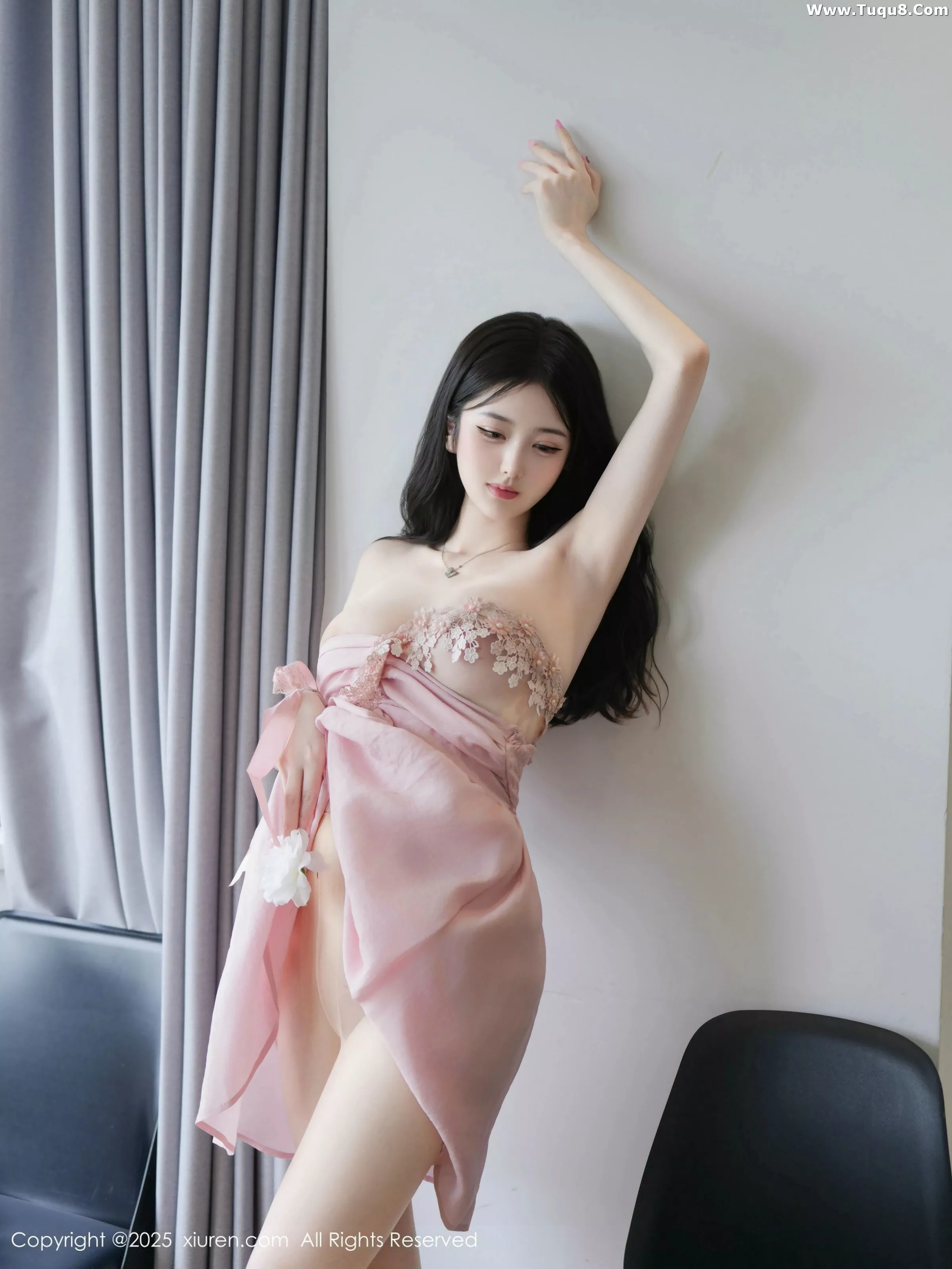 秀人集.com_[XiuRen秀人网]No.10545_模特白小蝶性感粉色连衣短裙配超薄肉丝半脱秀完美曲线诱惑写真62P
