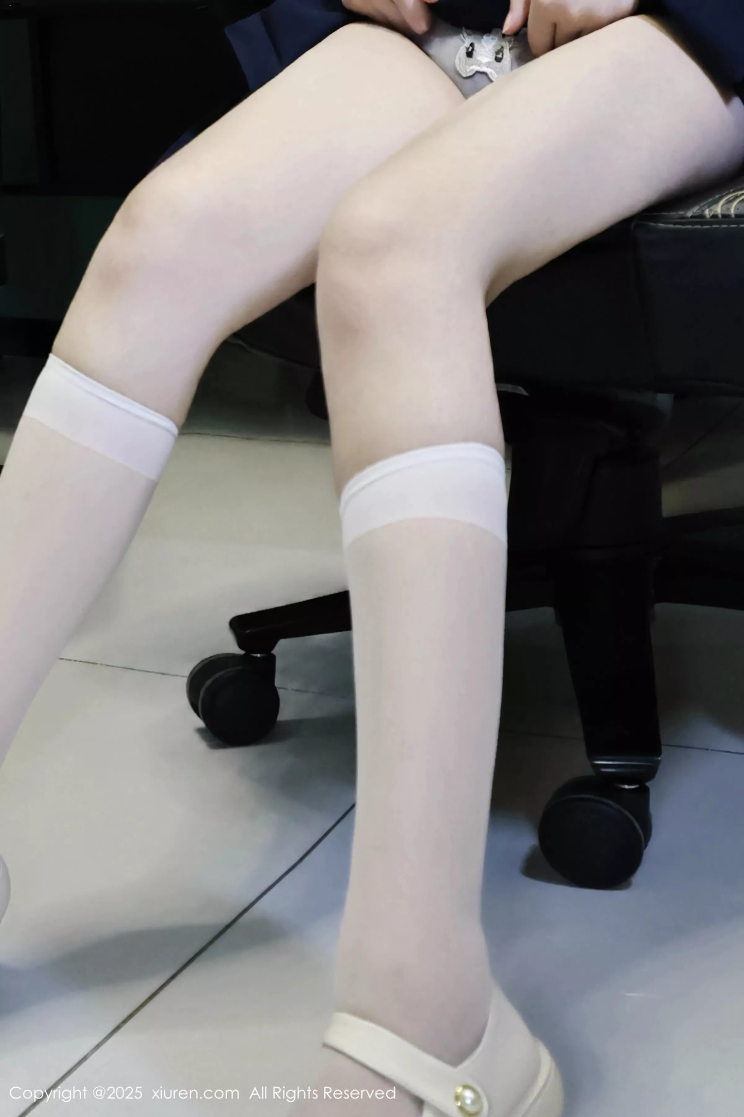 秀人集.com_[XiuRen秀人网]No.10443_模特合集美女小芭乐性感学生制服露粉色内衣秀曼妙身姿诱惑写真77P