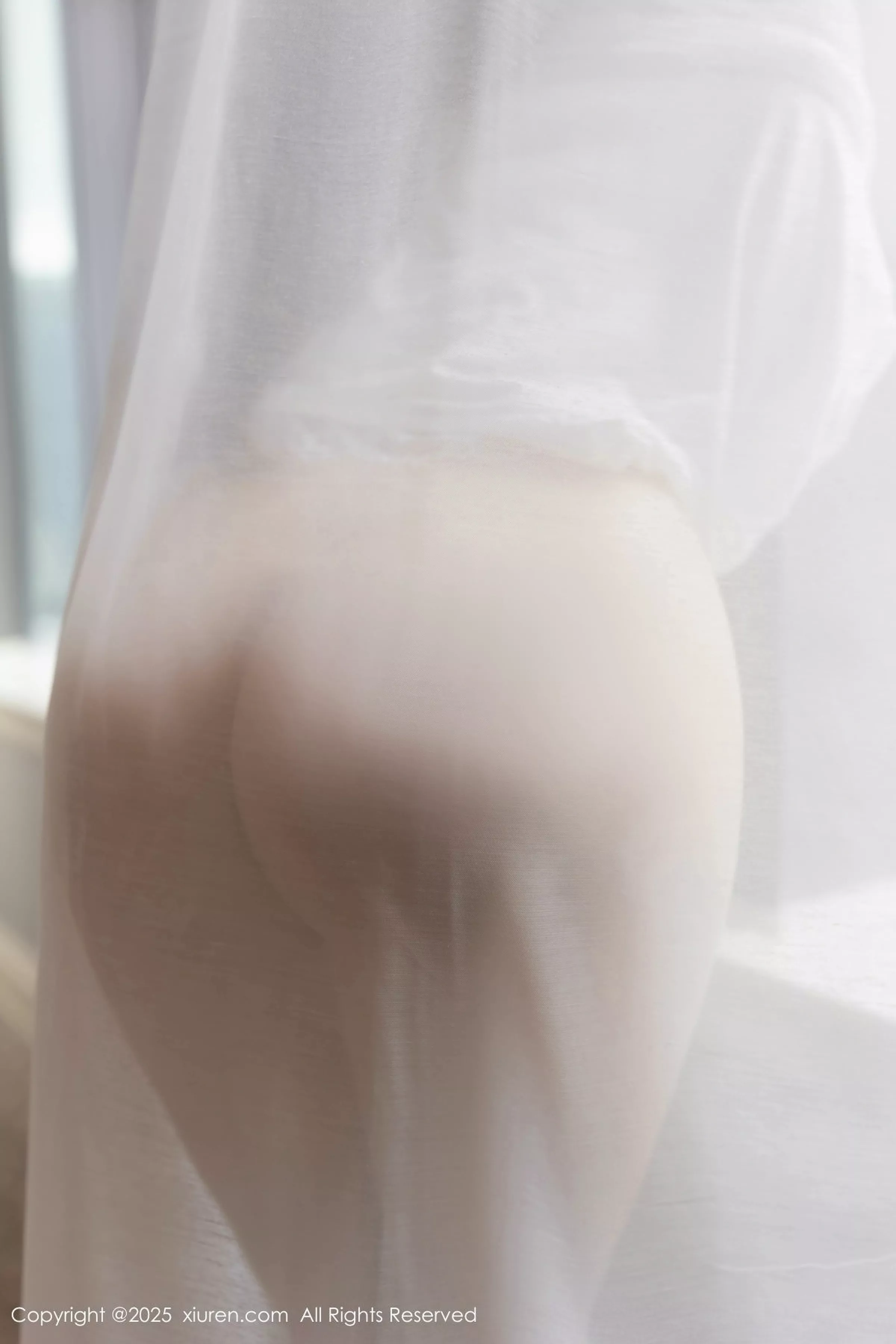 秀人集.com_[XiuRen秀人网]No.10445_模特鱼子酱Fish性感白色连衣裙露白色内衣秀曼妙身材诱惑写真81P