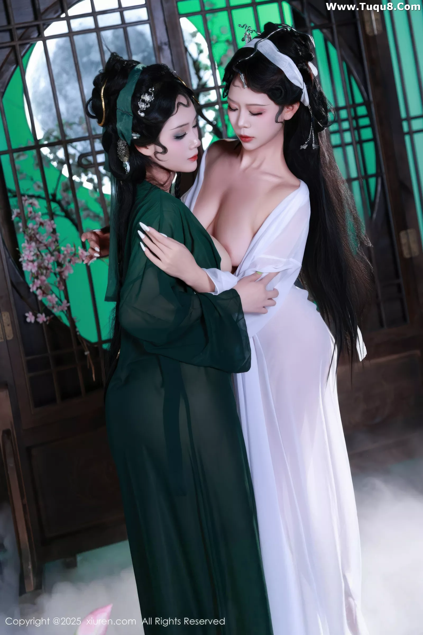 秀人集.com_[XiuRen秀人网]No.10561_模特南乔古风场景青蛇装扮性感低胸服饰秀完美身材诱惑写真88P