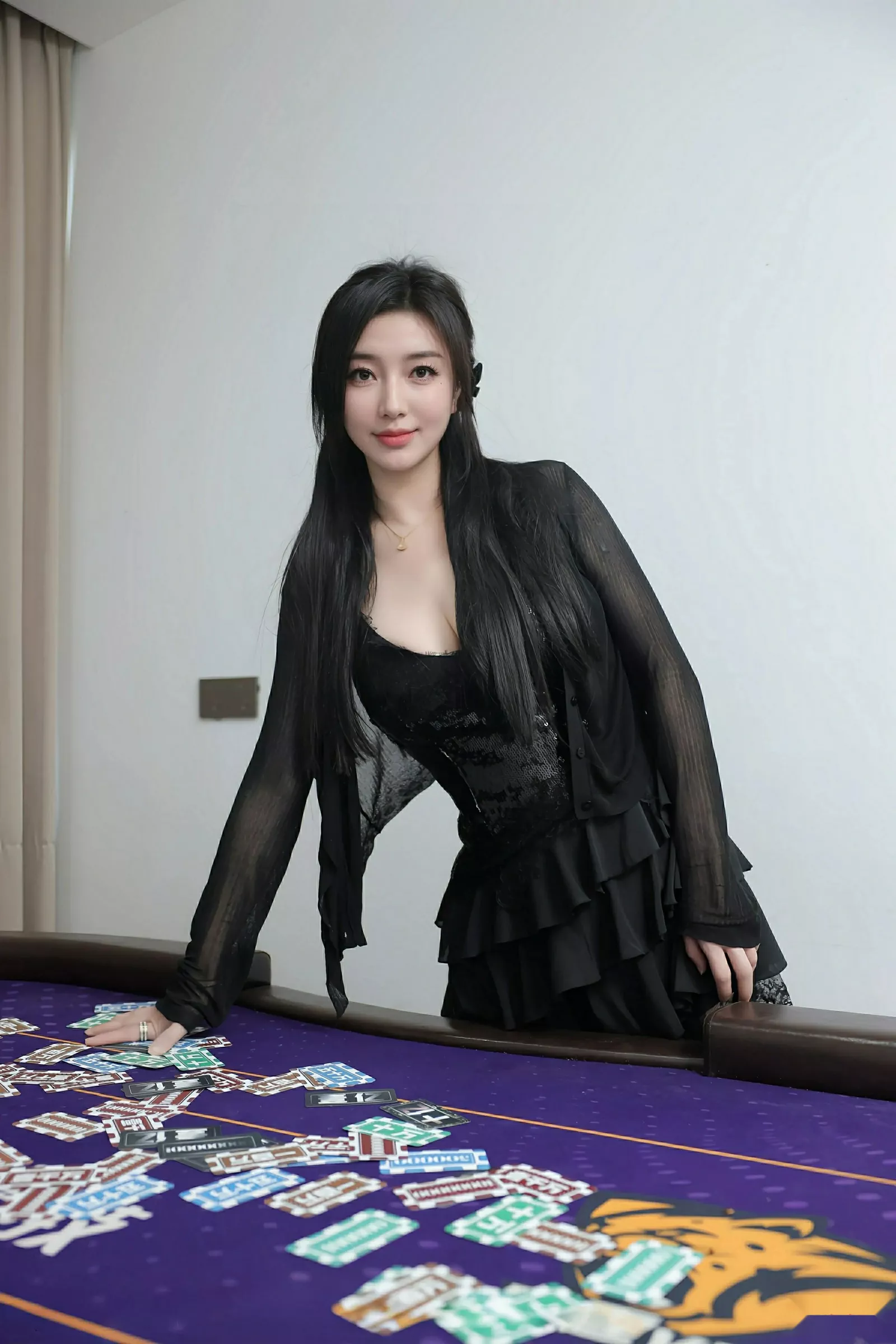 秀人集.com_[XiuRen秀人网]No.10592_模特苏一诺性感黑色情趣内衣配黑丝吊袜秀曼妙身姿惹火诱惑写真80P