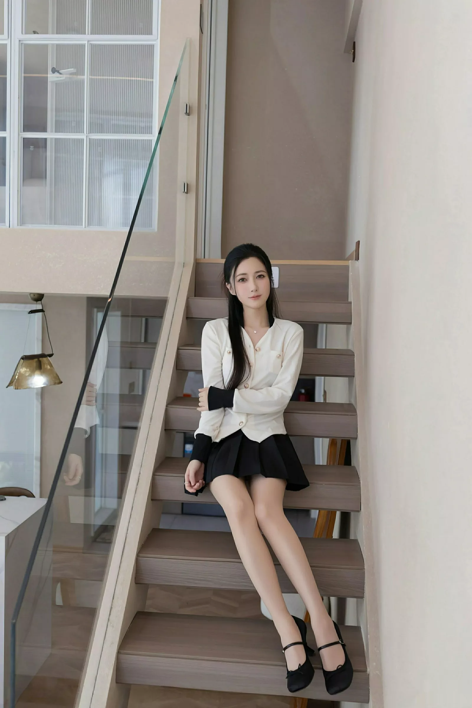 秀人集.com_[XiuRen秀人网]No.10615_模特鱼子酱Fish性感白上衣配黑短裙露超薄肉丝秀曼妙身材诱惑写真74P