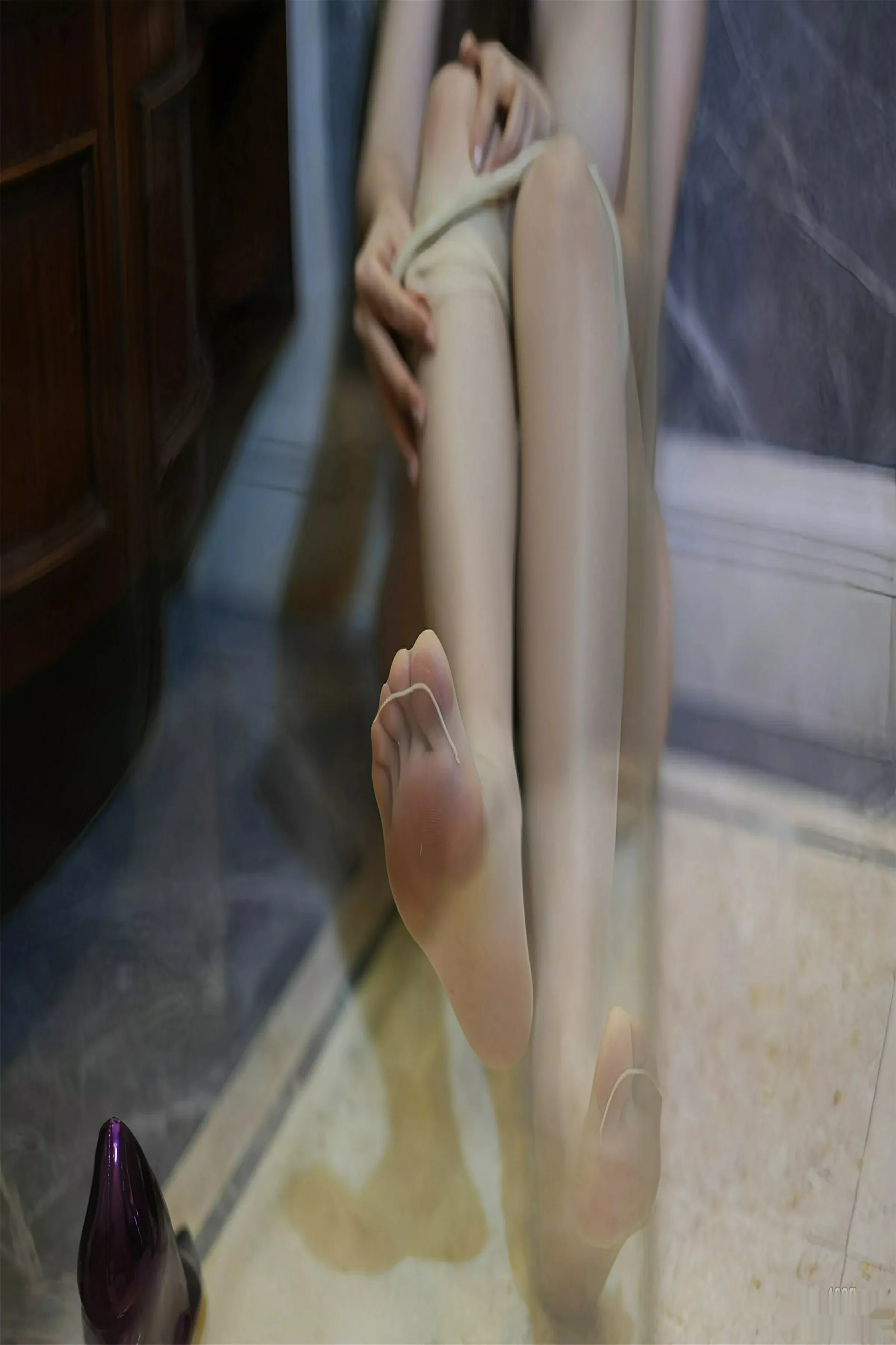 秀人集.com_[YouMi尤蜜荟]Vol.1154_模特凯竹Quinn紫色轻透连衣短裙配超薄肉丝秀丰腴身材诱惑写真50P