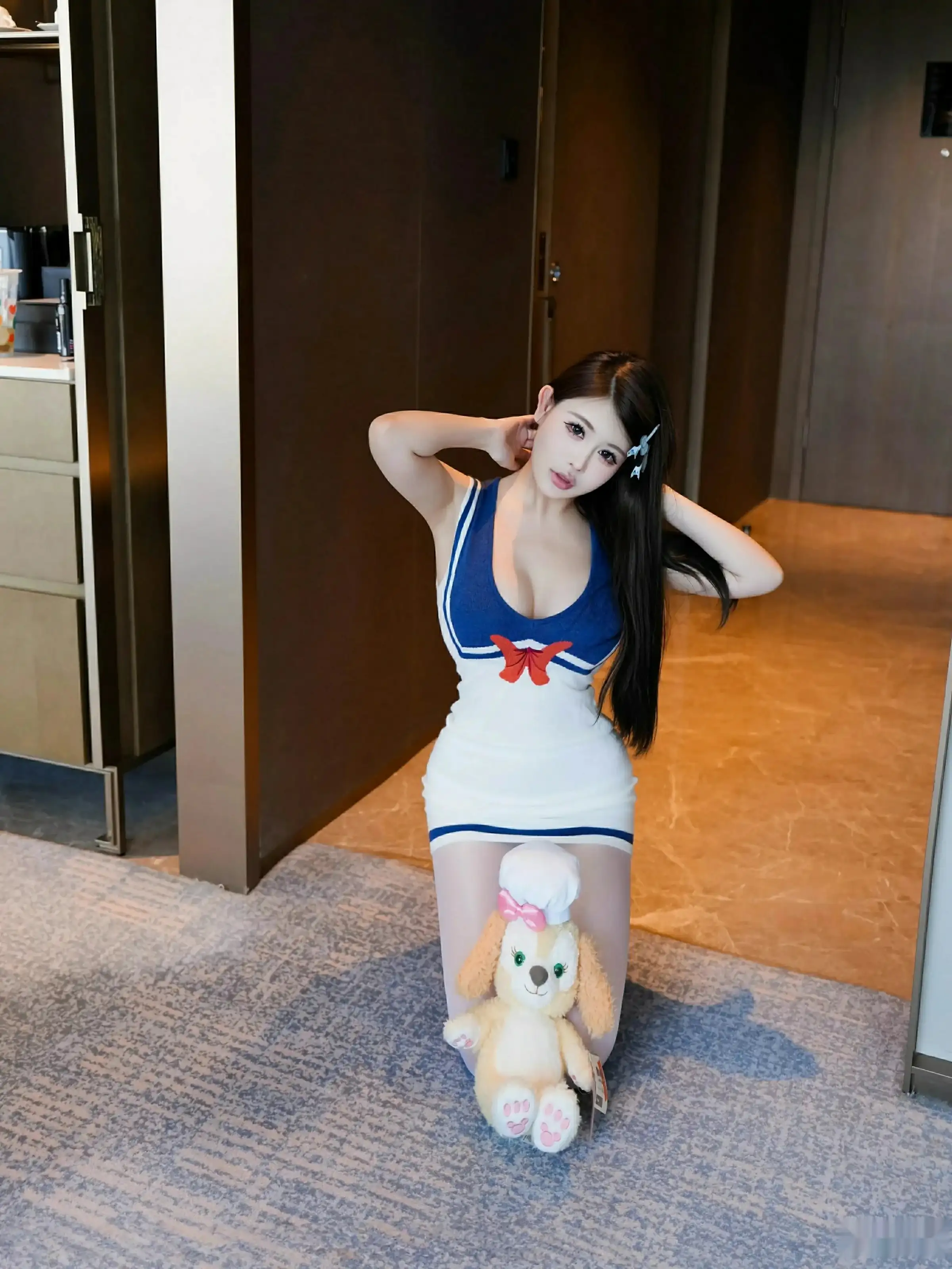 秀人集.com_[XiuRen秀人网]No.10628_模特甜妮性感连衣短裙露粉色内衣配白色丝袜秀丰腴身材诱惑写真71P