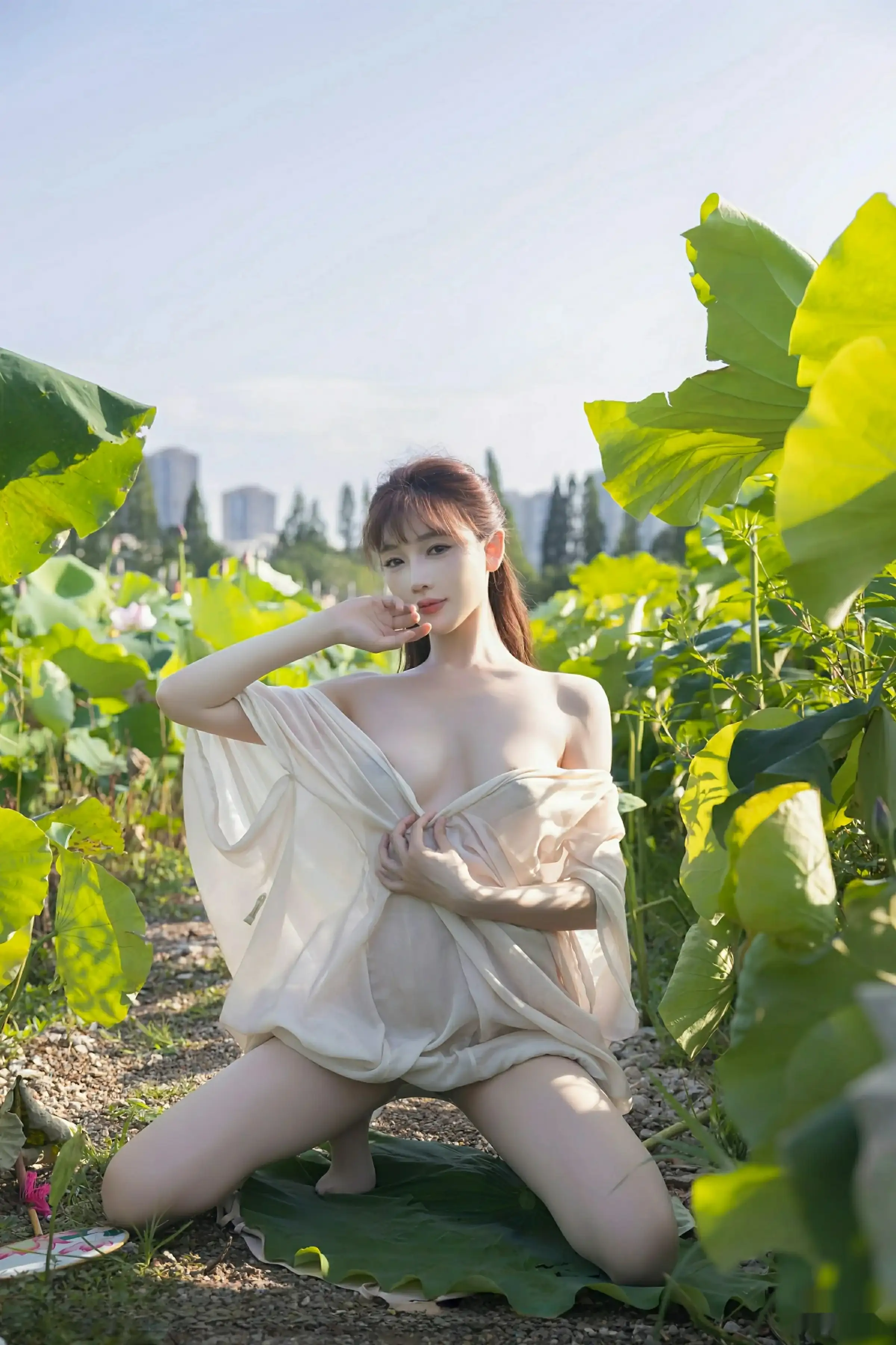 秀人集.com_[XiuRen秀人网]No.10630_模特陆萱萱户外性感浅色薄纱服饰配超薄肉丝秀柔美身姿诱惑写真76P