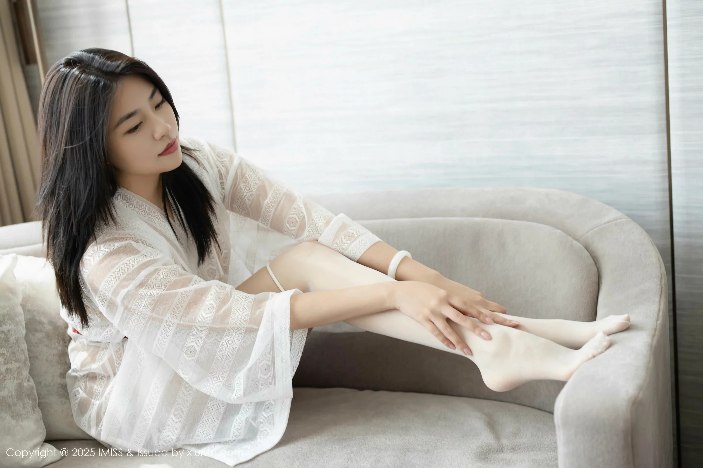 秀人集.com_[IMISS爱蜜社]Vol.798_女神许诺Sabrina性感轻透上衣配白色丝袜秀完美身材诱惑写真59P