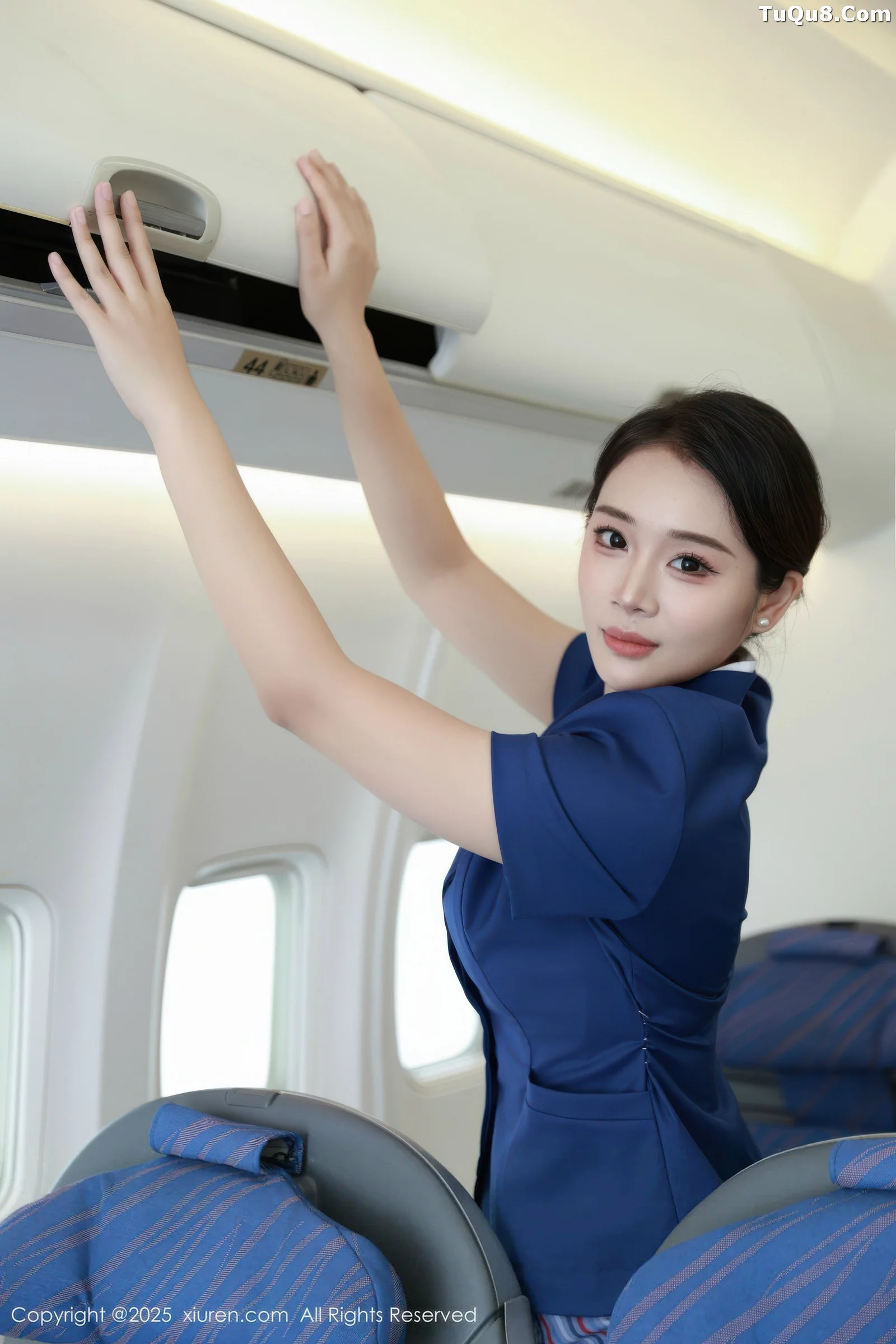 秀人集.com_[XiuRen秀人网]No.10708_模特南乔性感蓝色空姐制服配肉色丝袜秀完美身材迷人诱惑写真64P