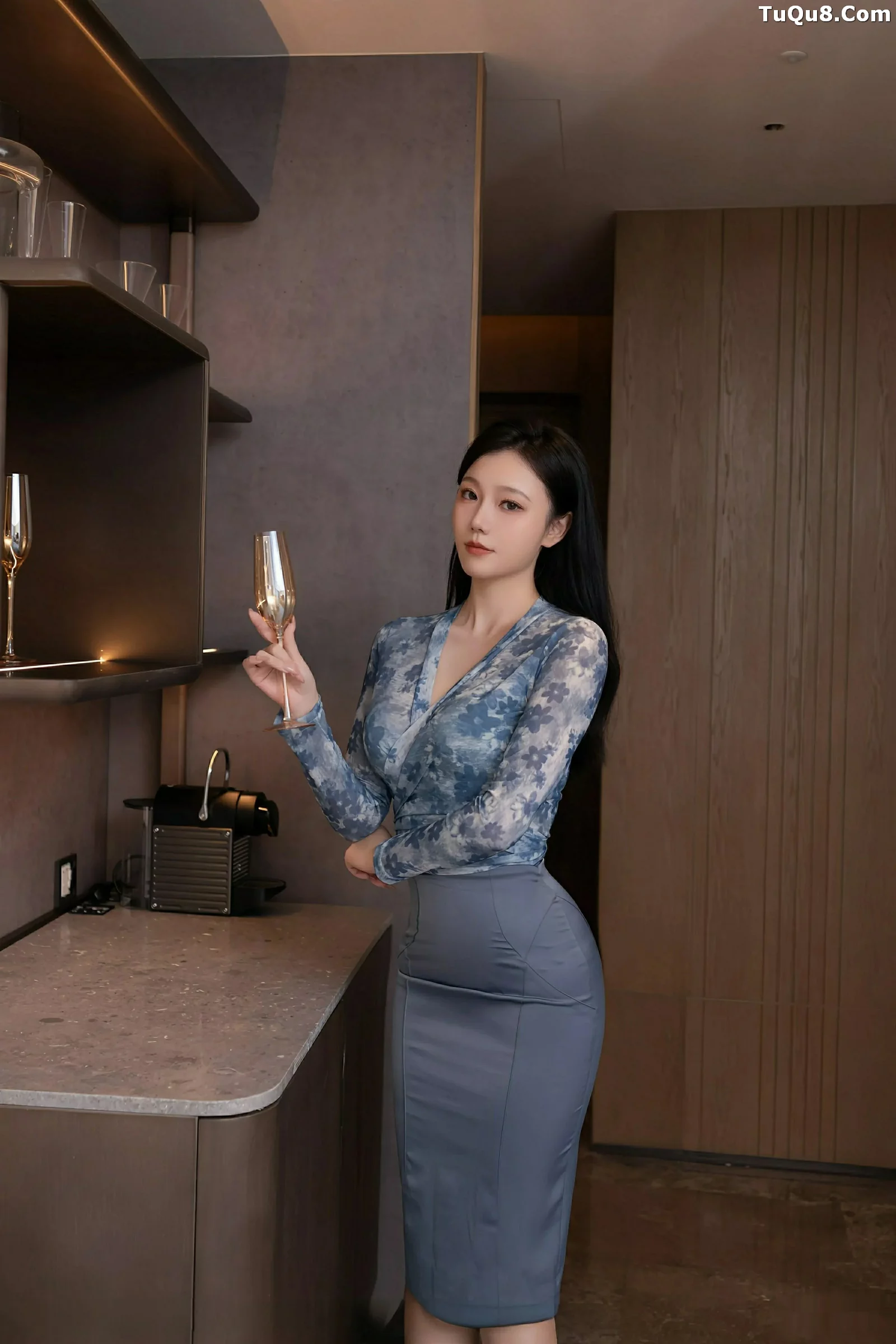 秀人集.com_[XiuRen秀人网]No.10693_模特安然anran性感灰色套装露灰色内衣配开档肉丝秀美腿诱惑写真80P