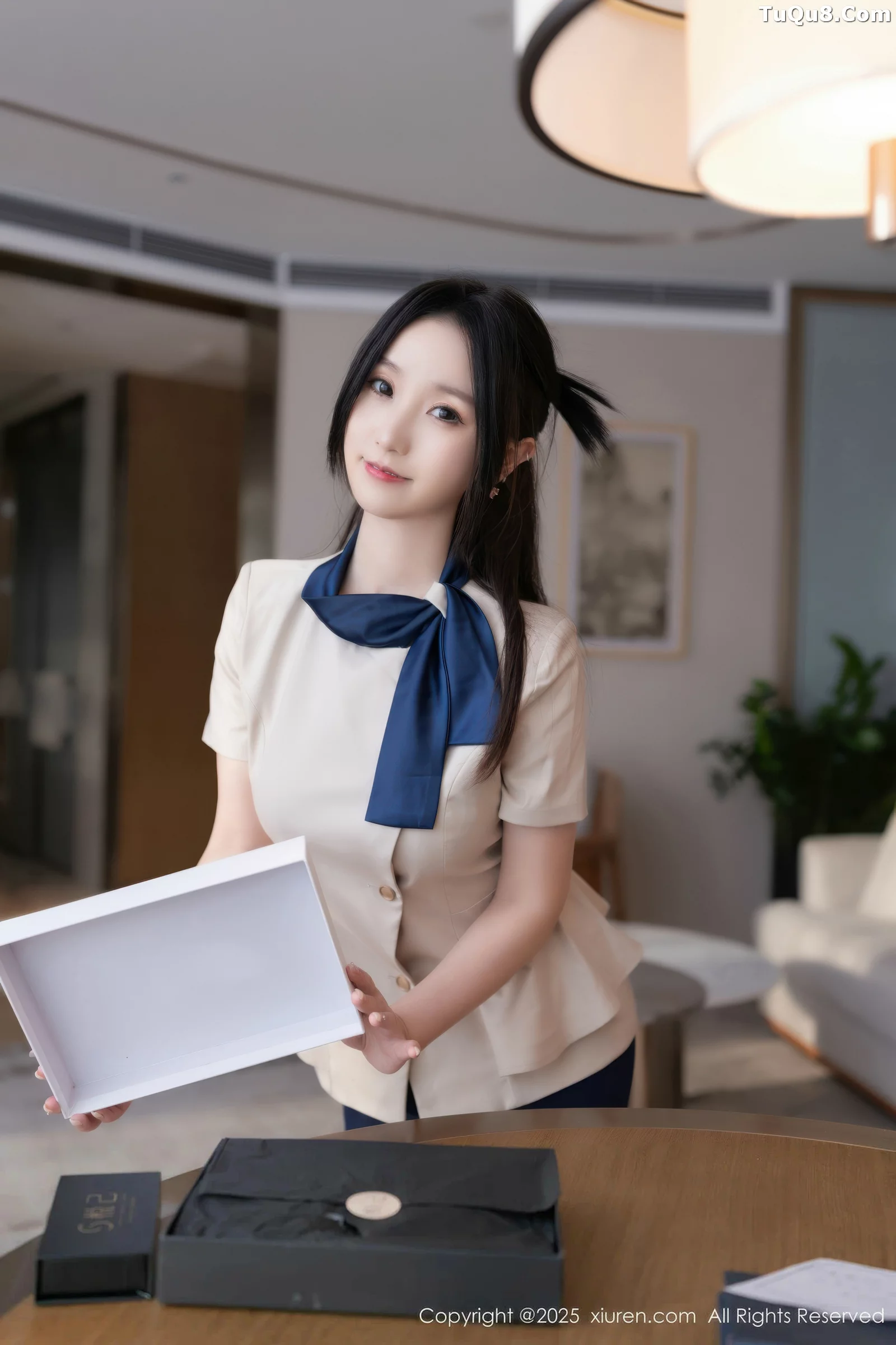 秀人集.com_[XiuRen秀人网]No.10697_模特杏子Yada性感OL服饰配超薄肉丝秀曼妙身姿撩人诱惑写真83P