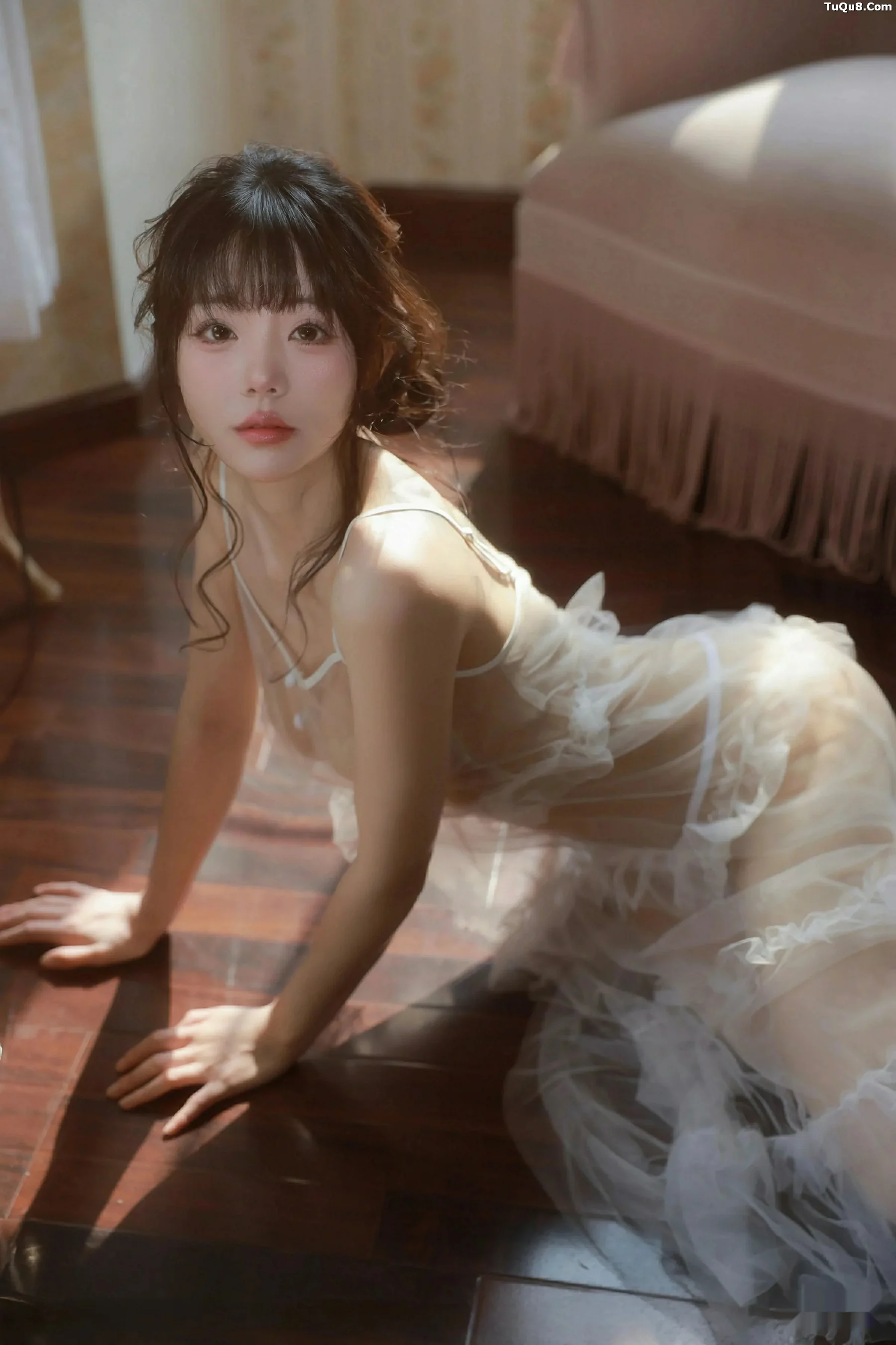 秀人集.com_[XiuRen秀人网]No.10799_模特佘贝拉Bella性感连衣长裙露白色情趣内衣秀完美身材诱惑写真73P